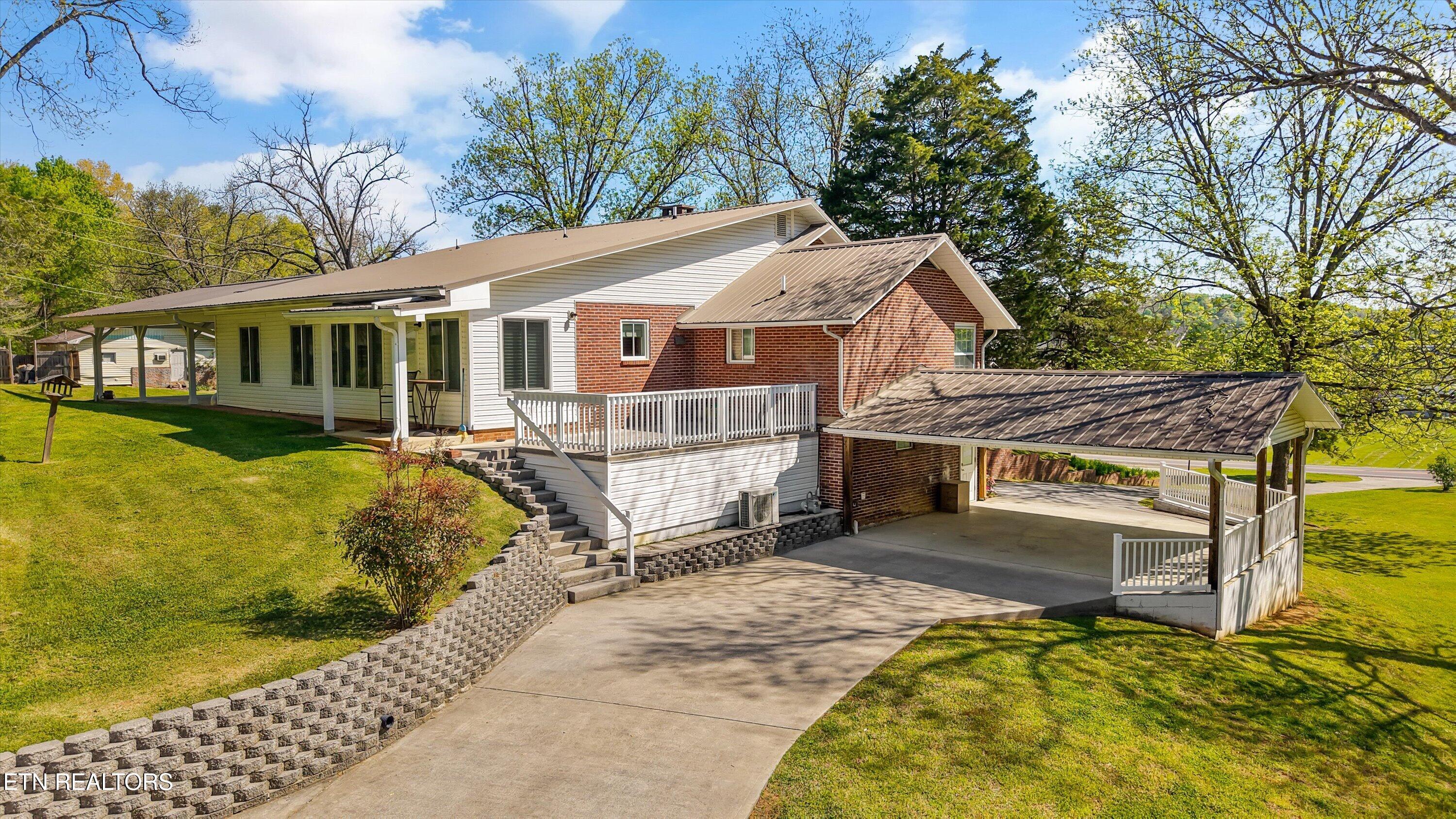 1017 Old Knoxville Highway Sevierville TN 37862