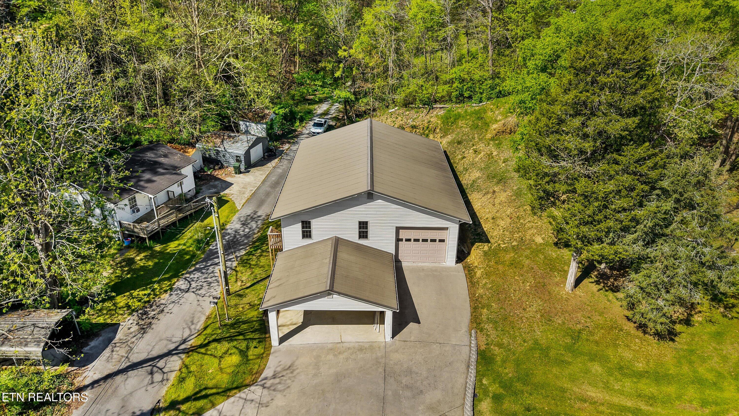 1017 Old Knoxville Highway Sevierville TN 37862