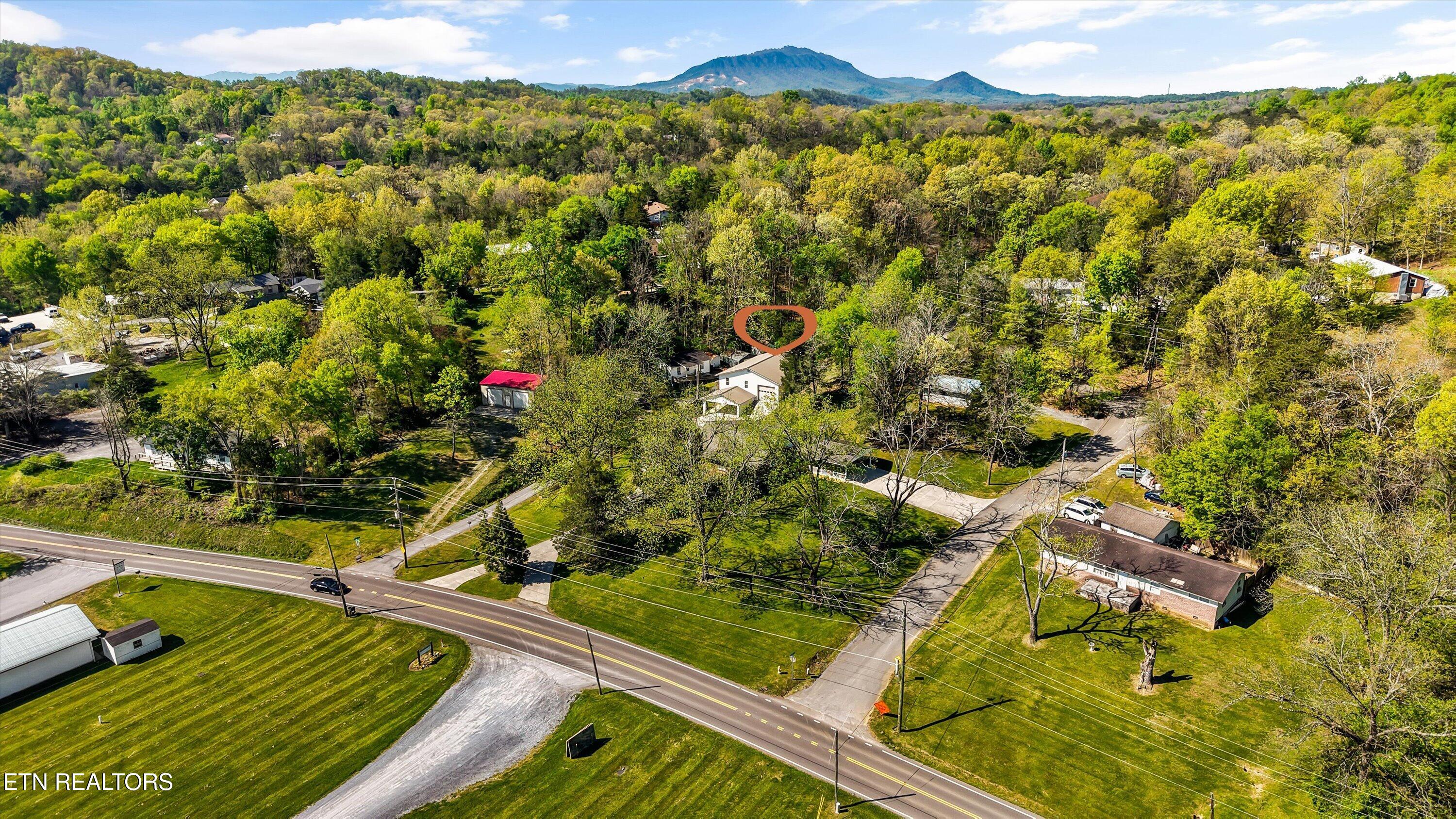 1017 Old Knoxville Highway Sevierville TN 37862