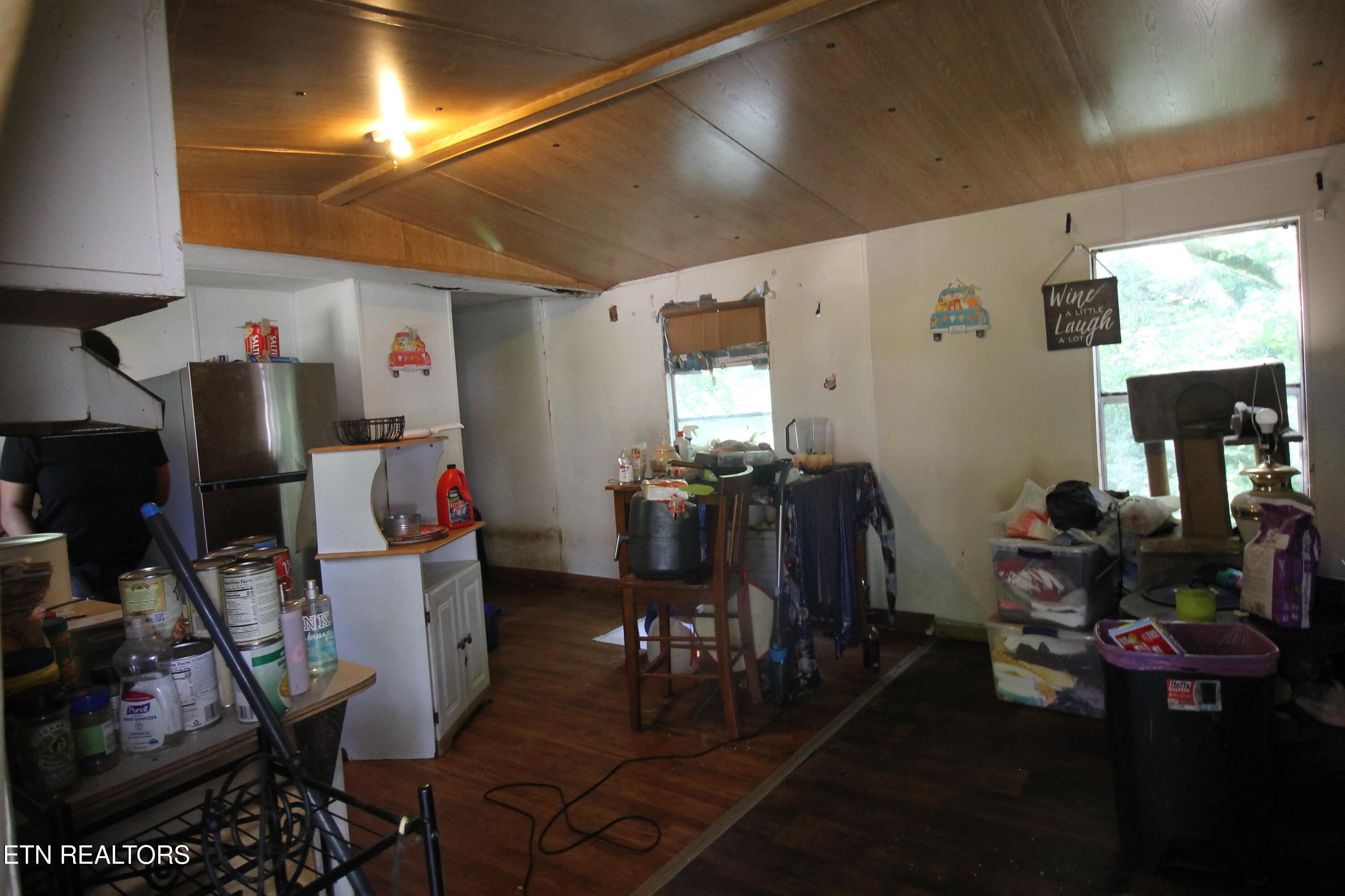 564 Keylon Drive Harriman TN 37748