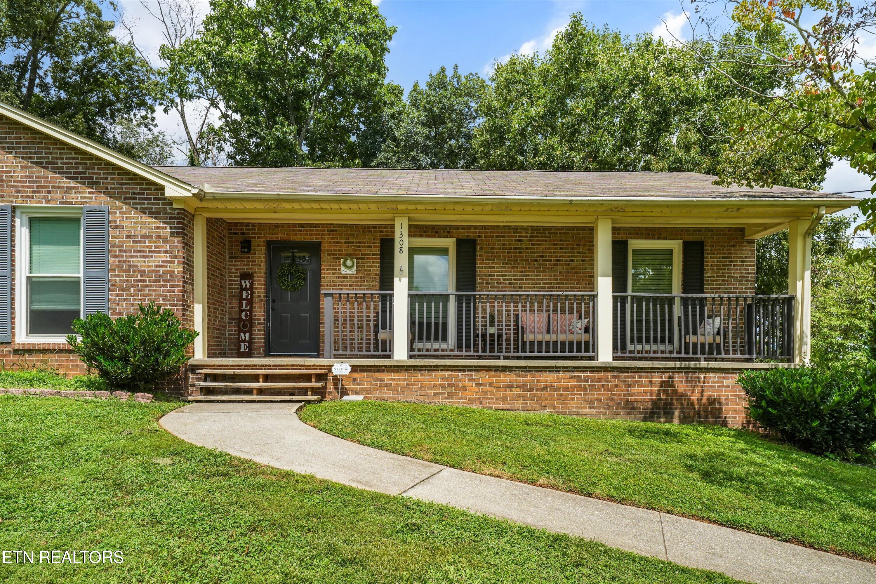 1308 Viking Drive Knoxville TN 37932