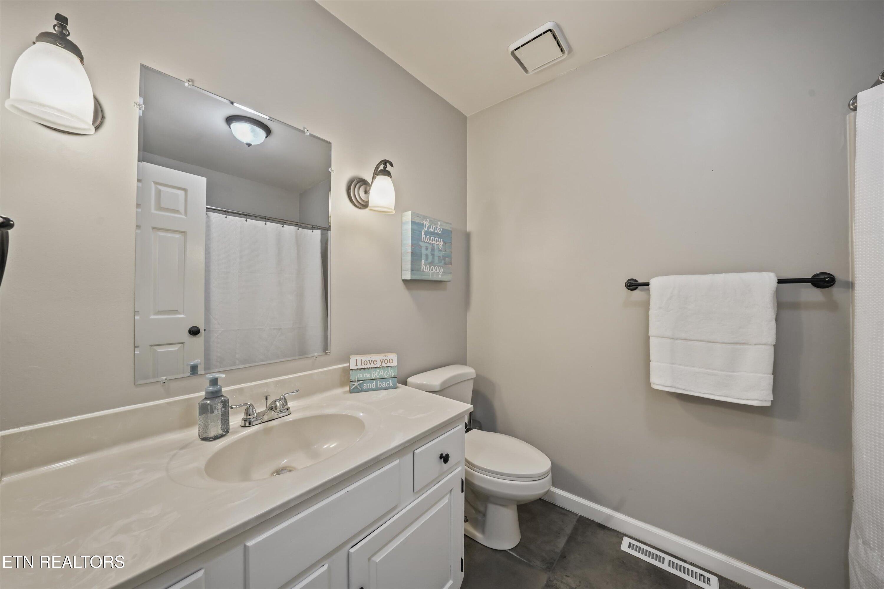 1308 Viking Drive Knoxville TN 37932