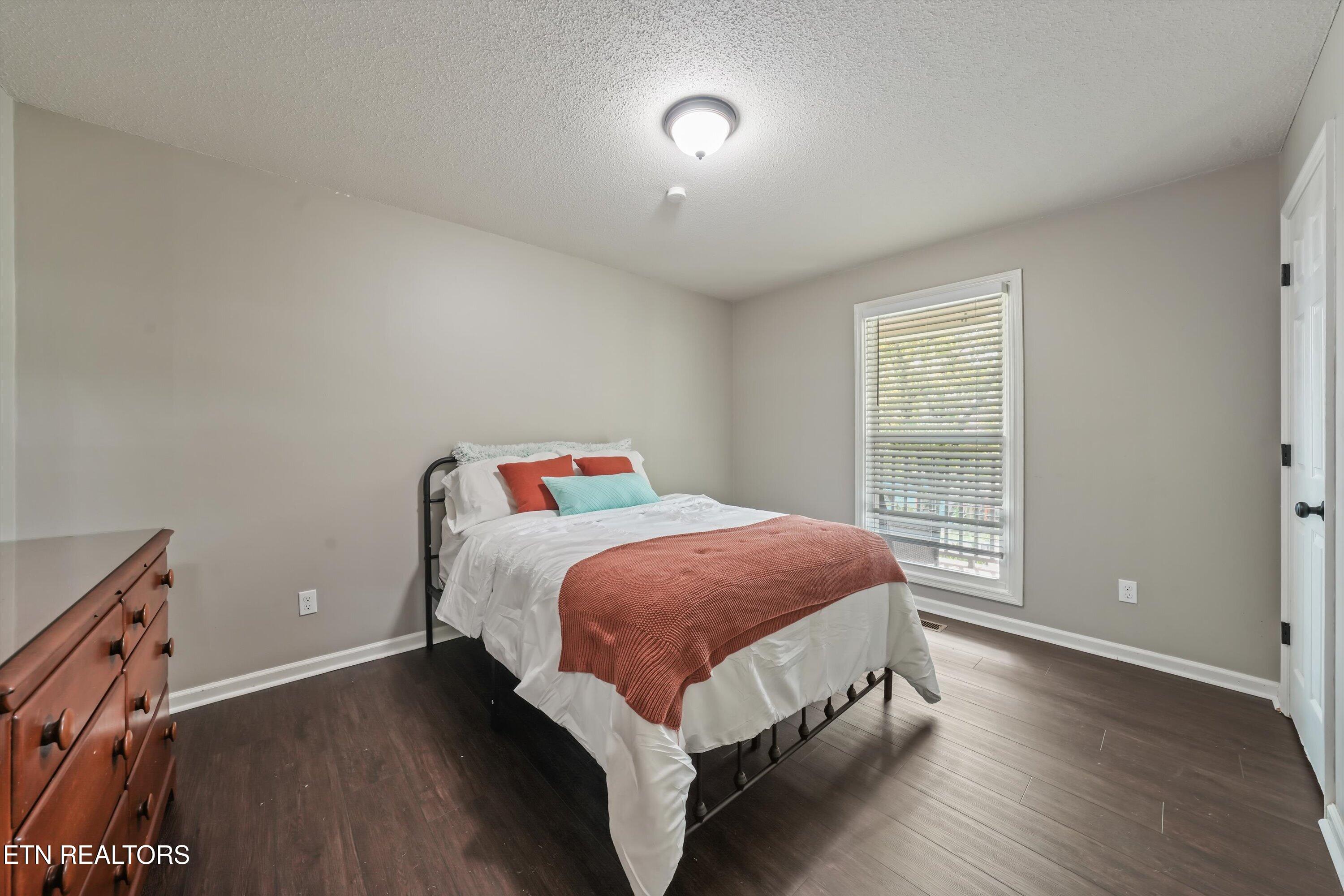 1308 Viking Drive Knoxville TN 37932