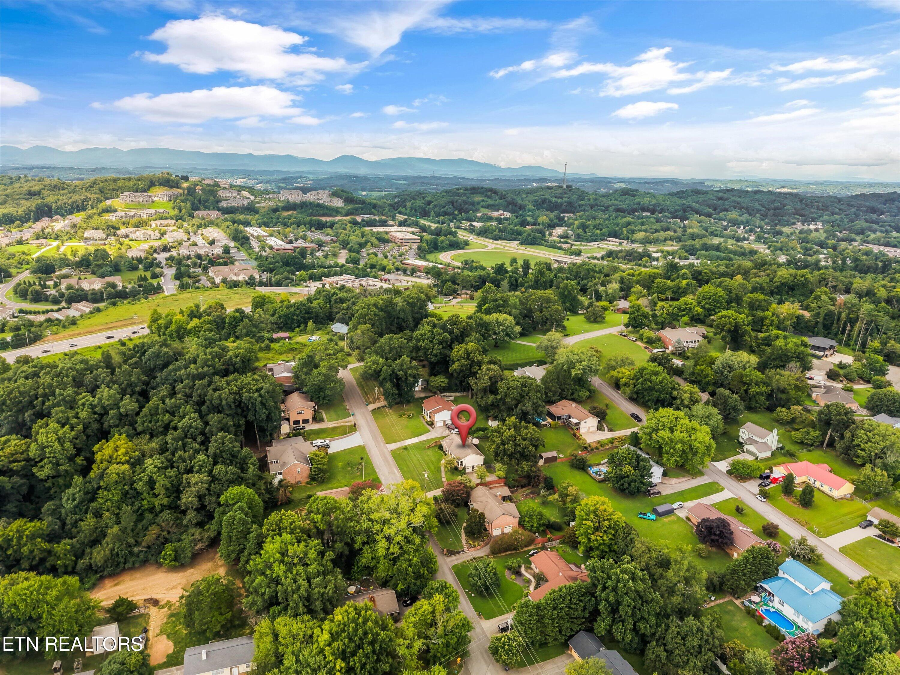 1308 Viking Drive Knoxville TN 37932
