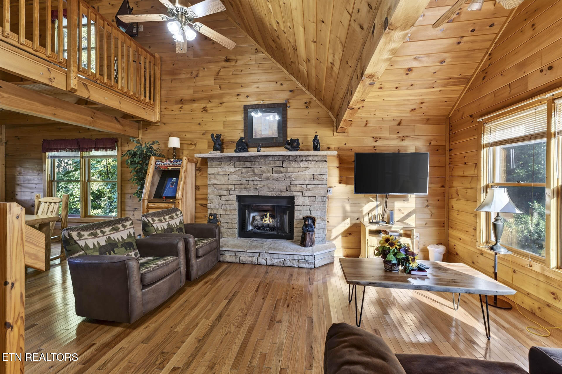 442 Silver Maple Lane Gatlinburg TN 37738