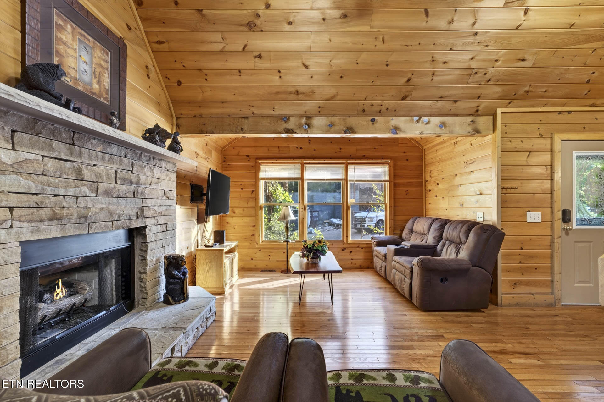 442 Silver Maple Lane Gatlinburg TN 37738