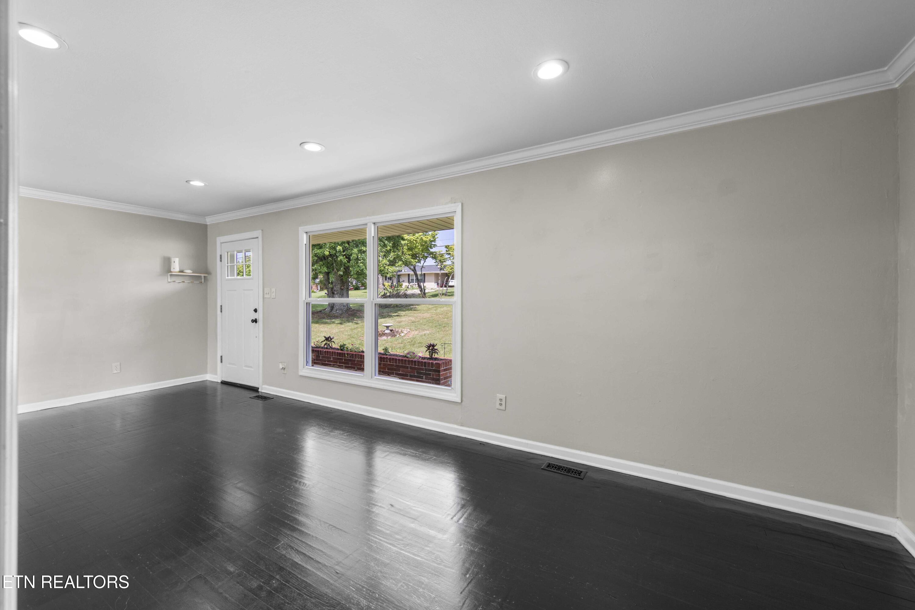 2312 Capri Drive Knoxville TN 37912