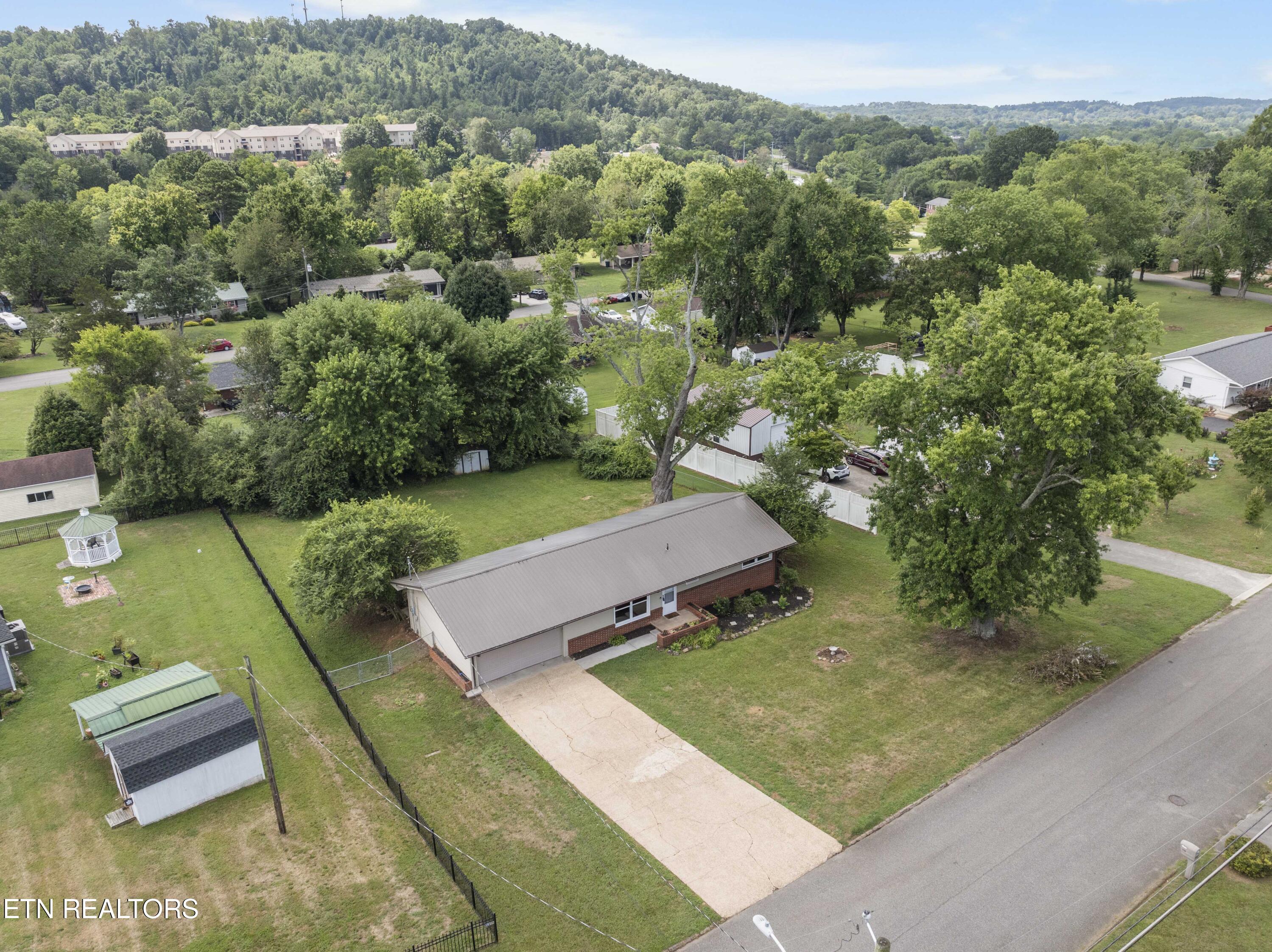 2312 Capri Drive Knoxville TN 37912