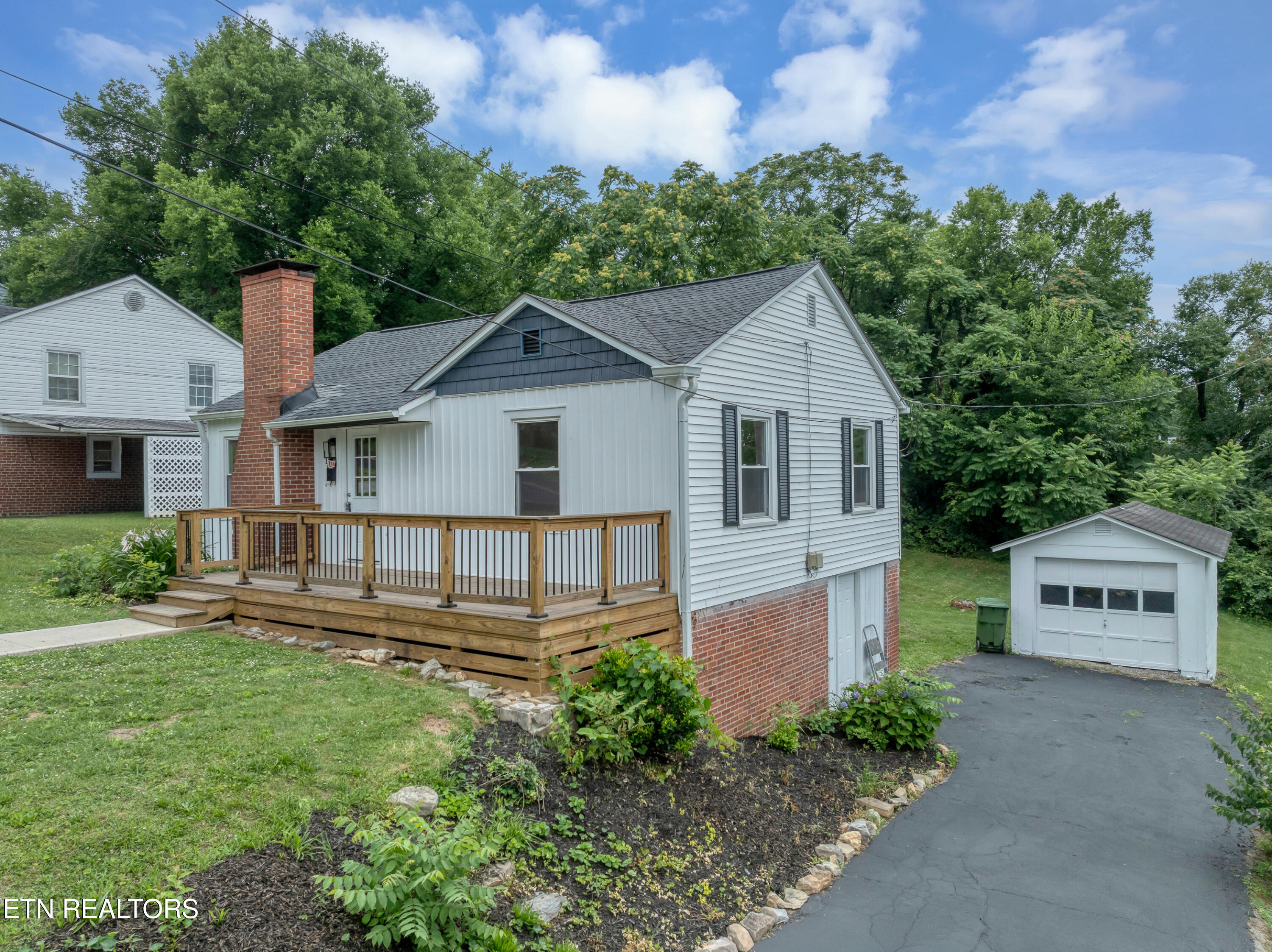 115 S Everett High Road Maryville TN 37804