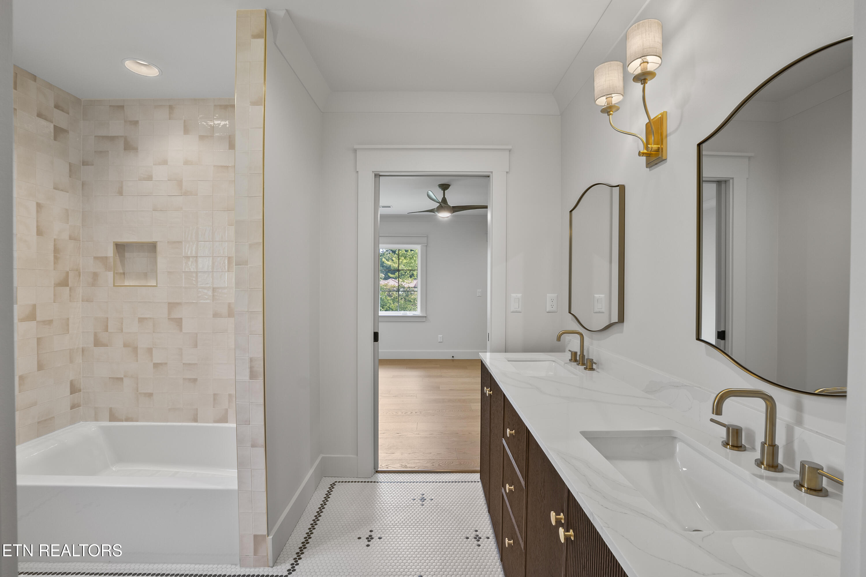 749 Cherokee Boulevard Knoxville TN 37919
