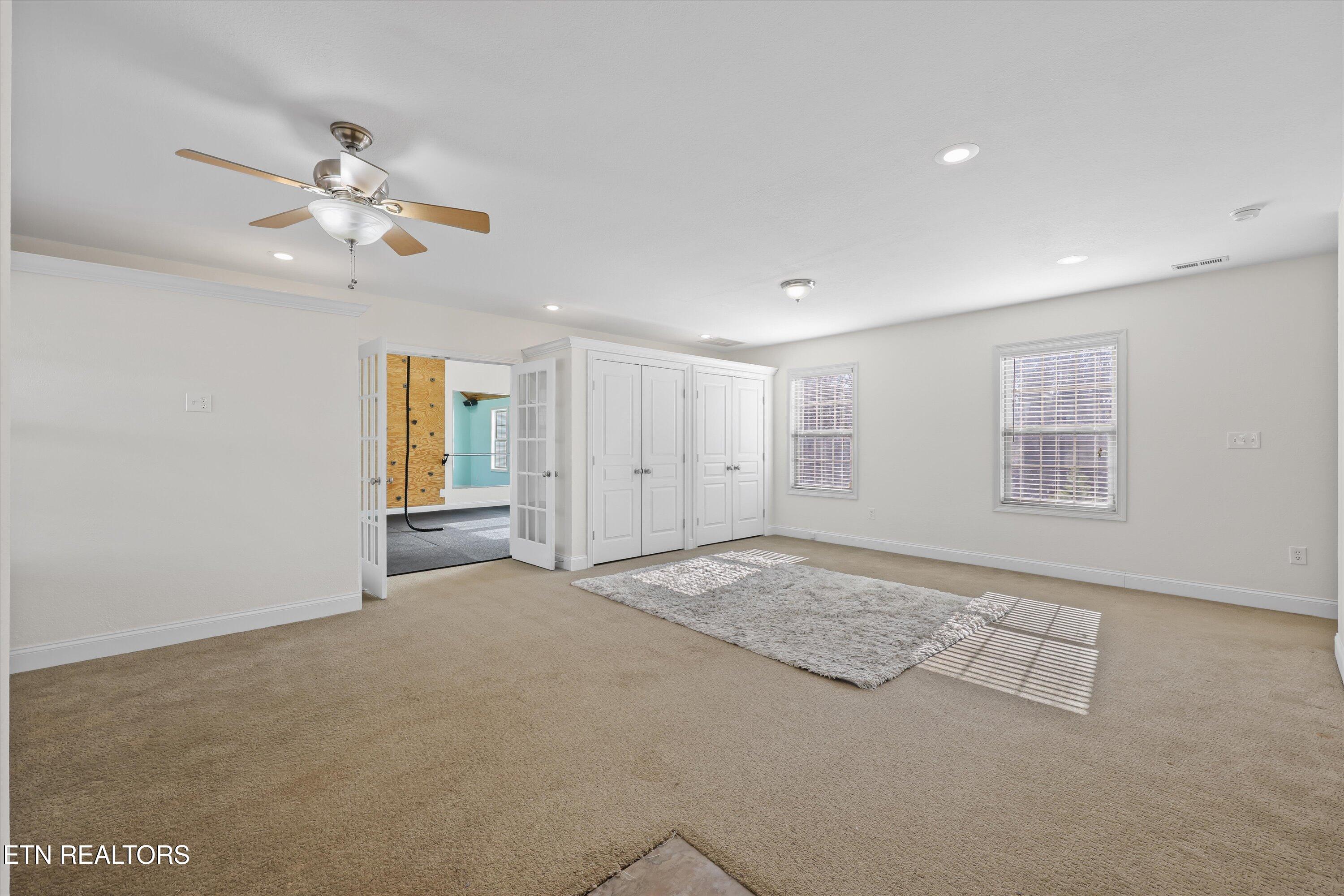 171 Wrenwood Way Greenback TN 37742