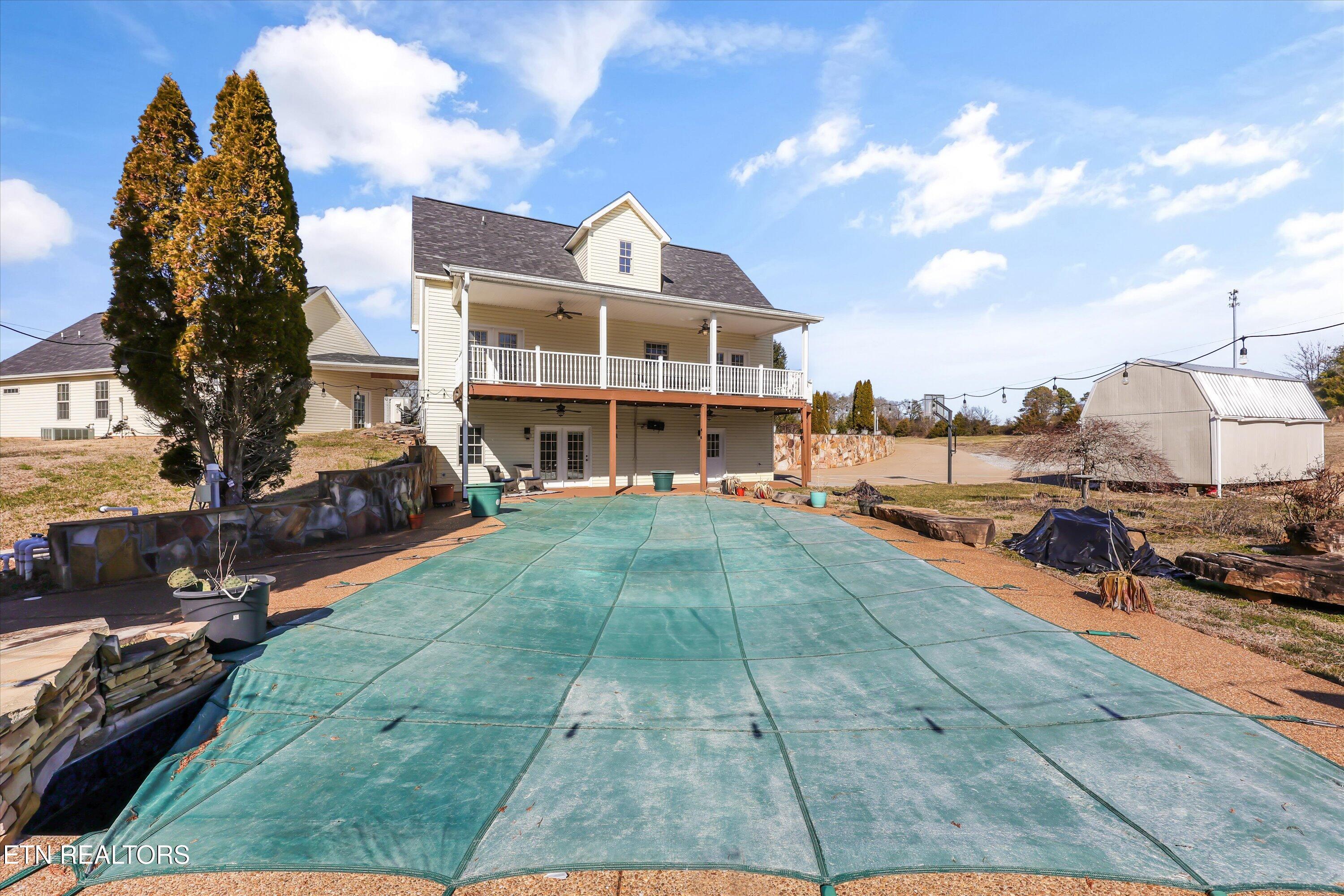 171 Wrenwood Way Greenback TN 37742
