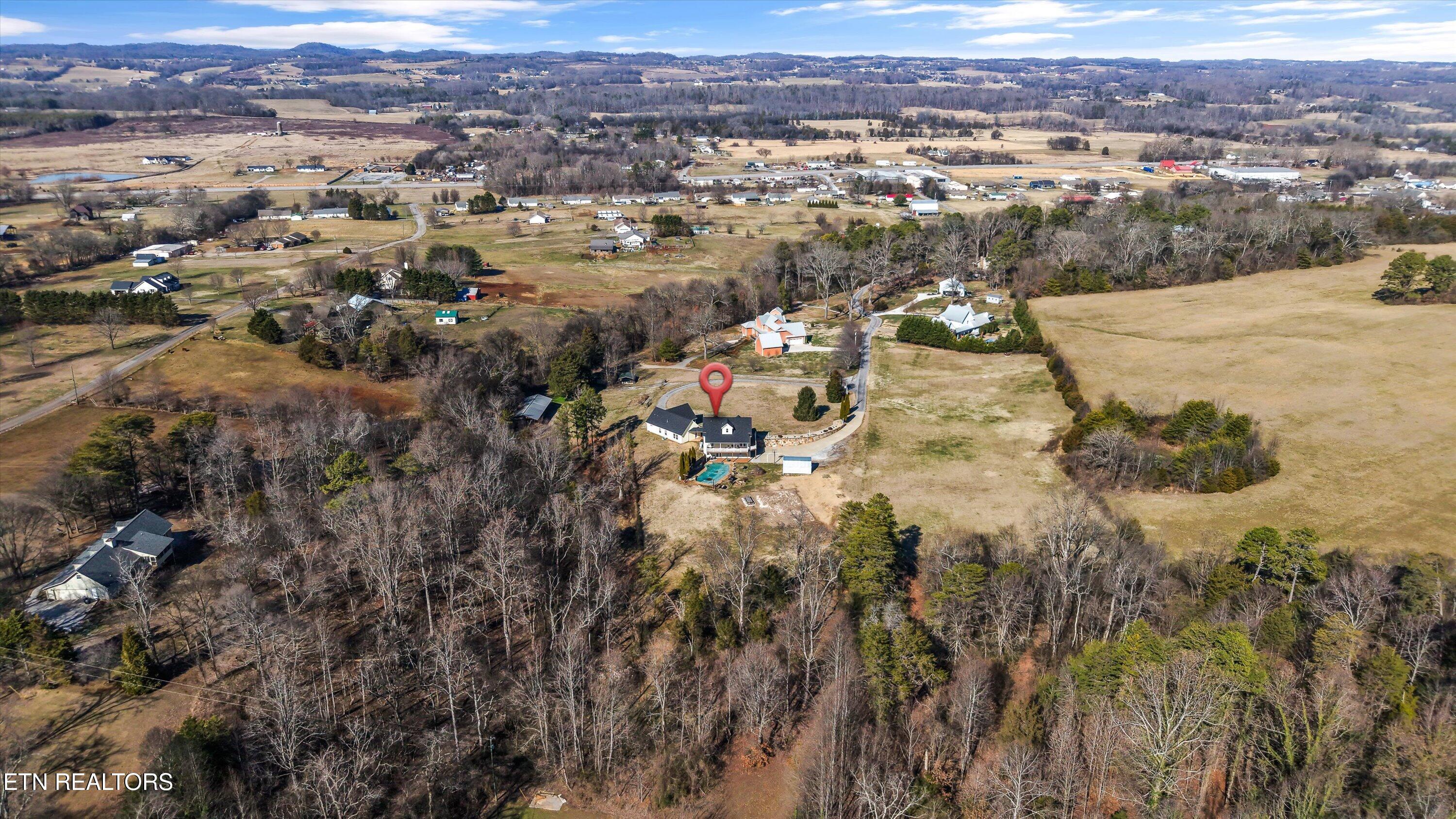 171 Wrenwood Way Greenback TN 37742