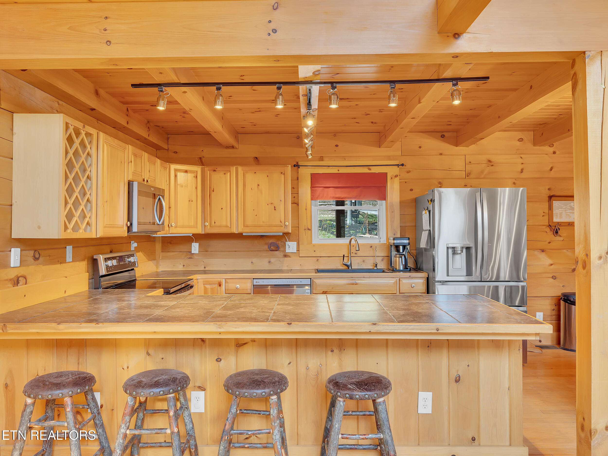 2164 Newt Huff Lane Sevierville TN 37862