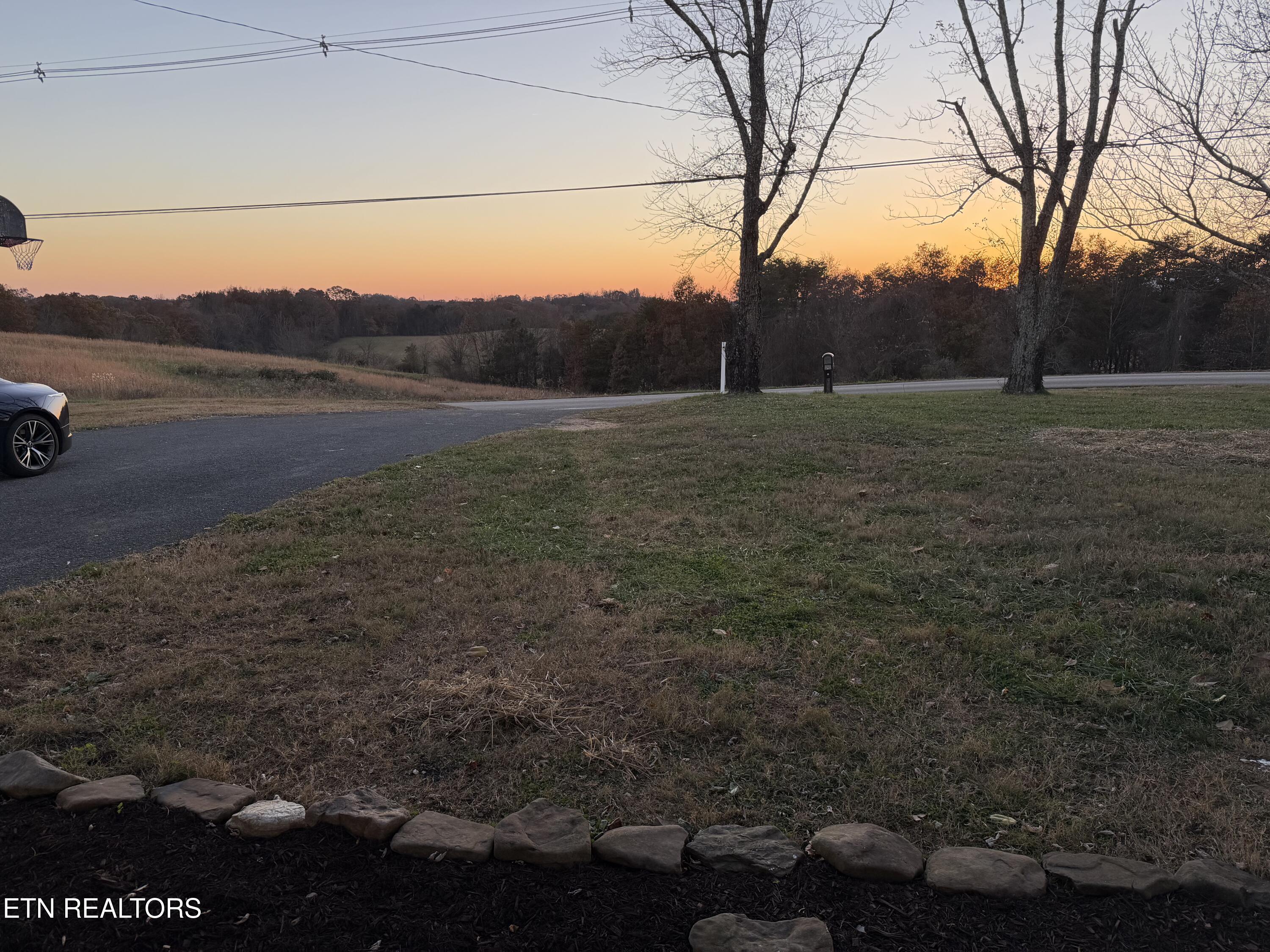 328 Peach Orchard Road Clinton TN 37716