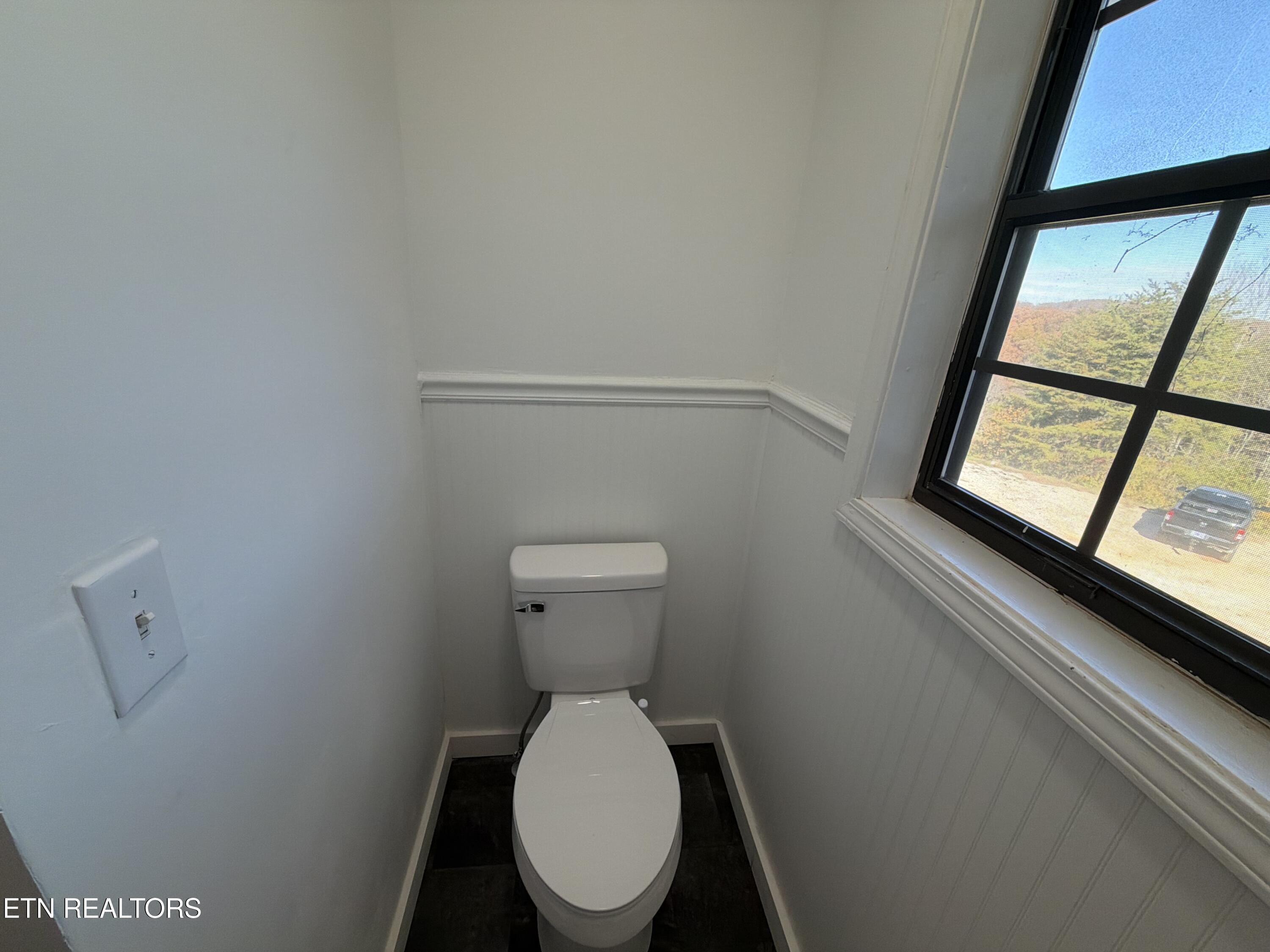 328 Peach Orchard Road Clinton TN 37716