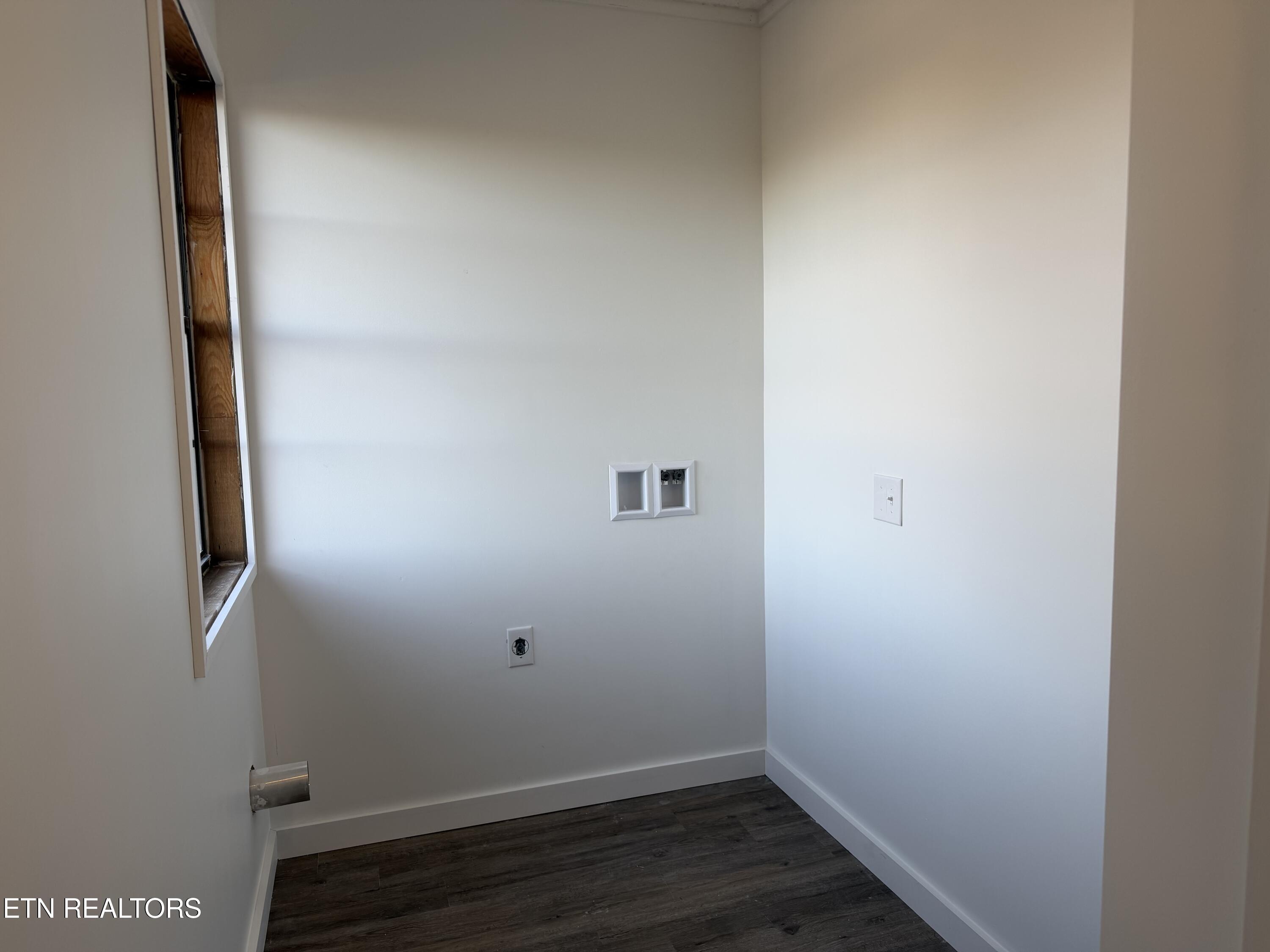 328 Peach Orchard Road Clinton TN 37716