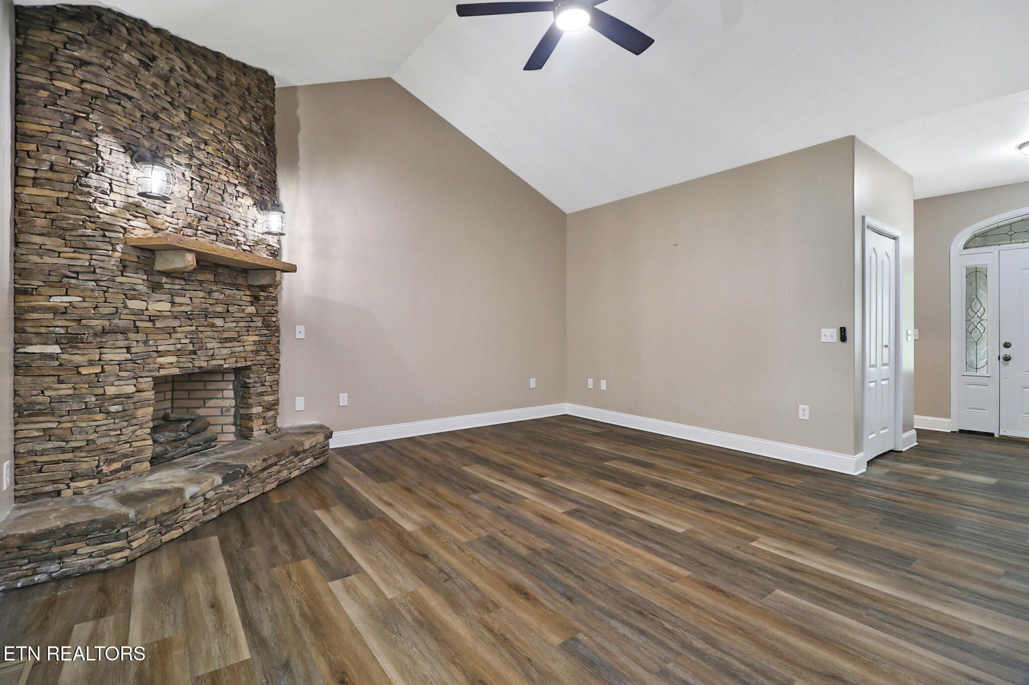 809 Buffalo Trail Clarkrange TN 38553