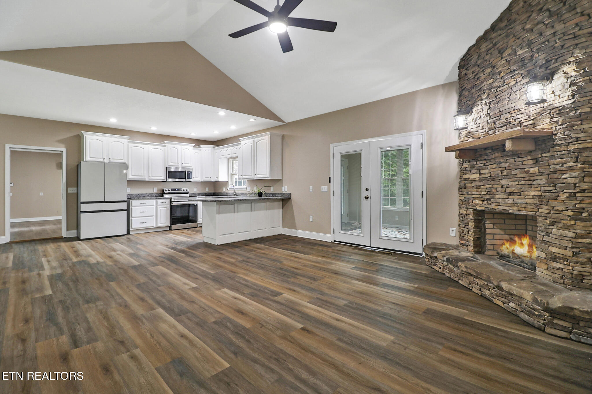 809 Buffalo Trail Clarkrange TN 38553