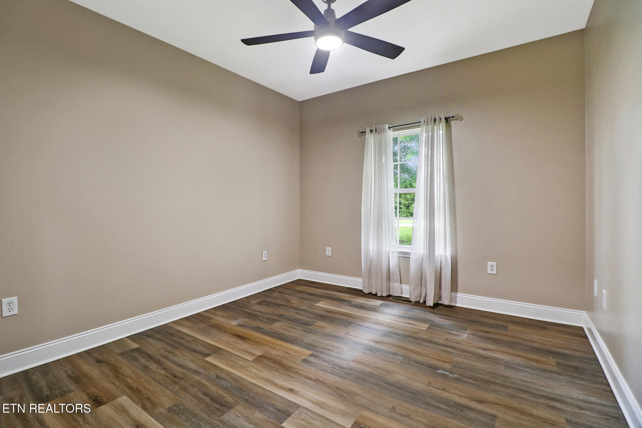 809 Buffalo Trail Clarkrange TN 38553