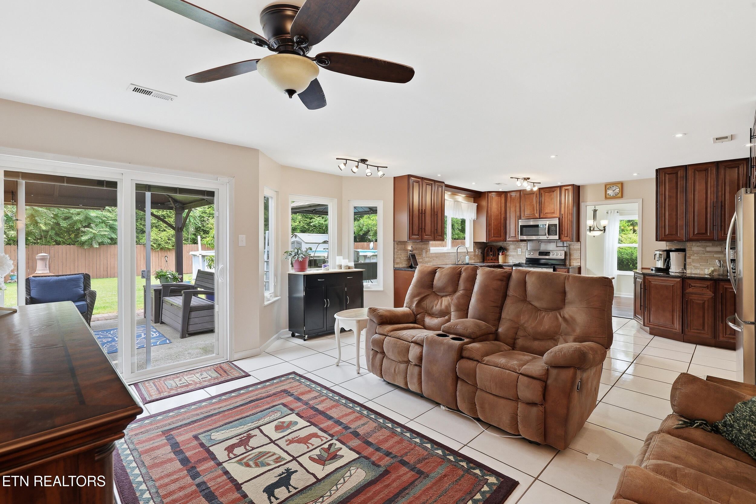 2279 Willingham Lane Maryville TN 37803