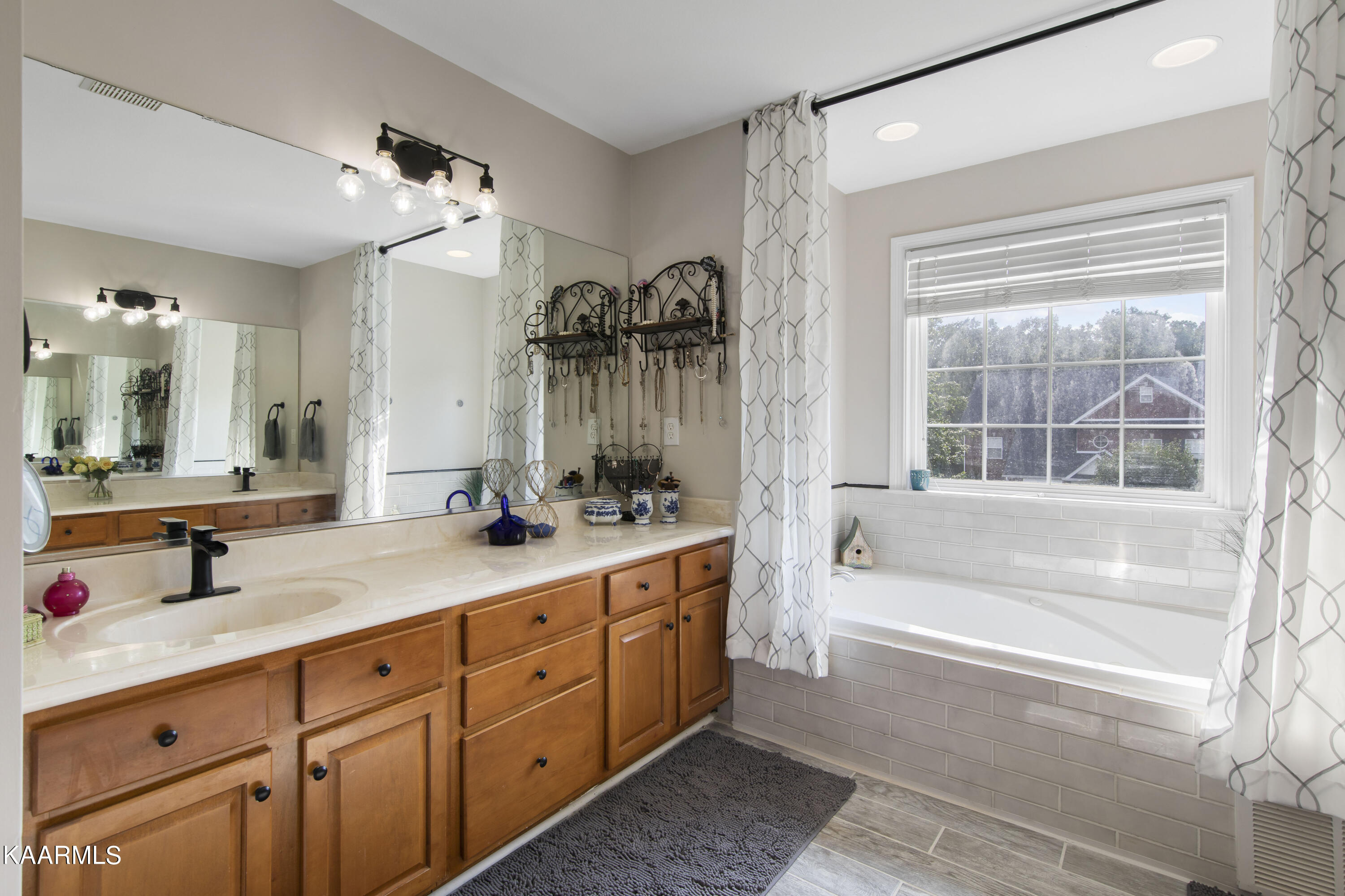 12601 Weatherstone Drive Knoxville TN 37922