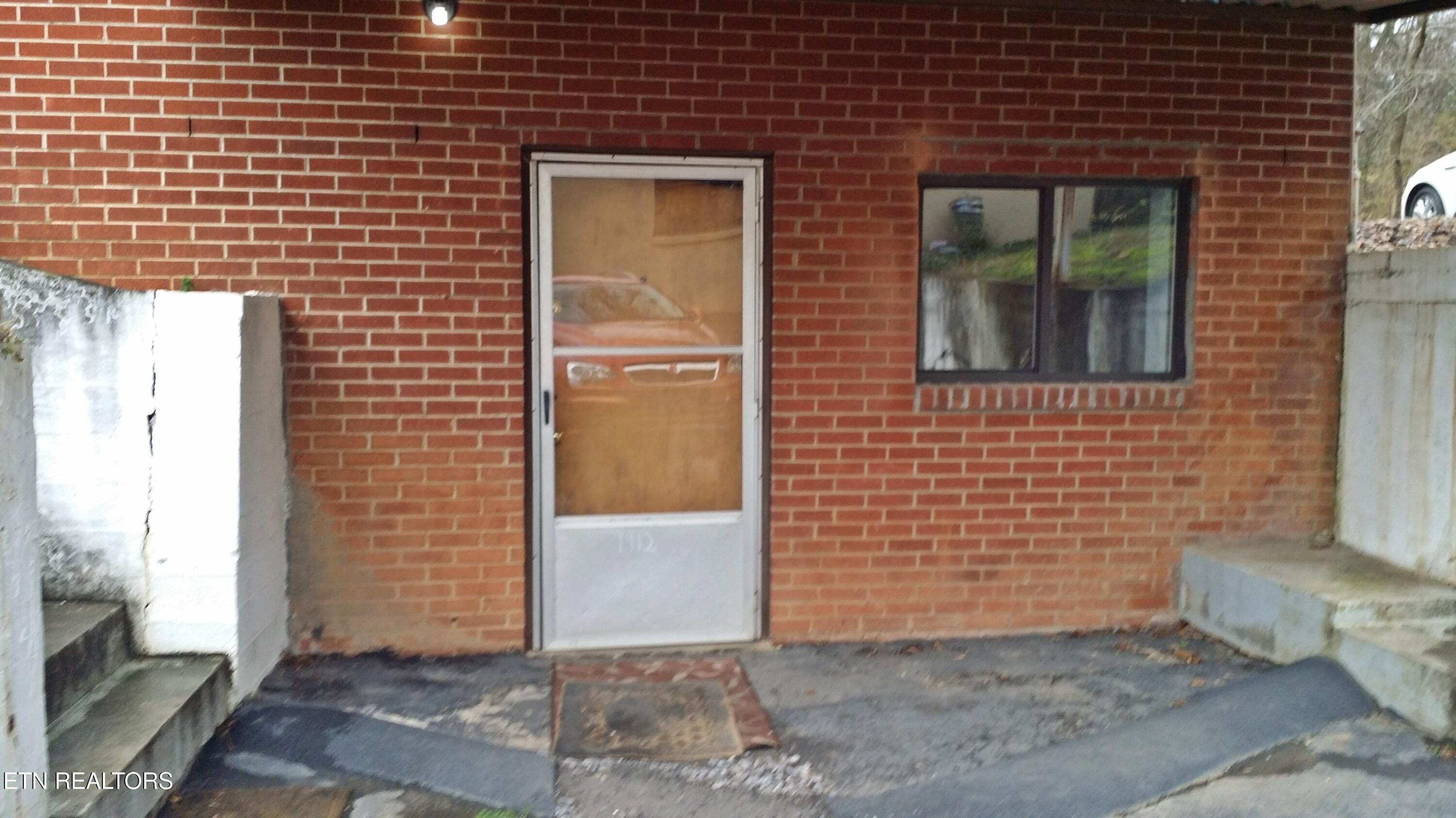 1910 E Broadway Avenue Maryville TN 37804
