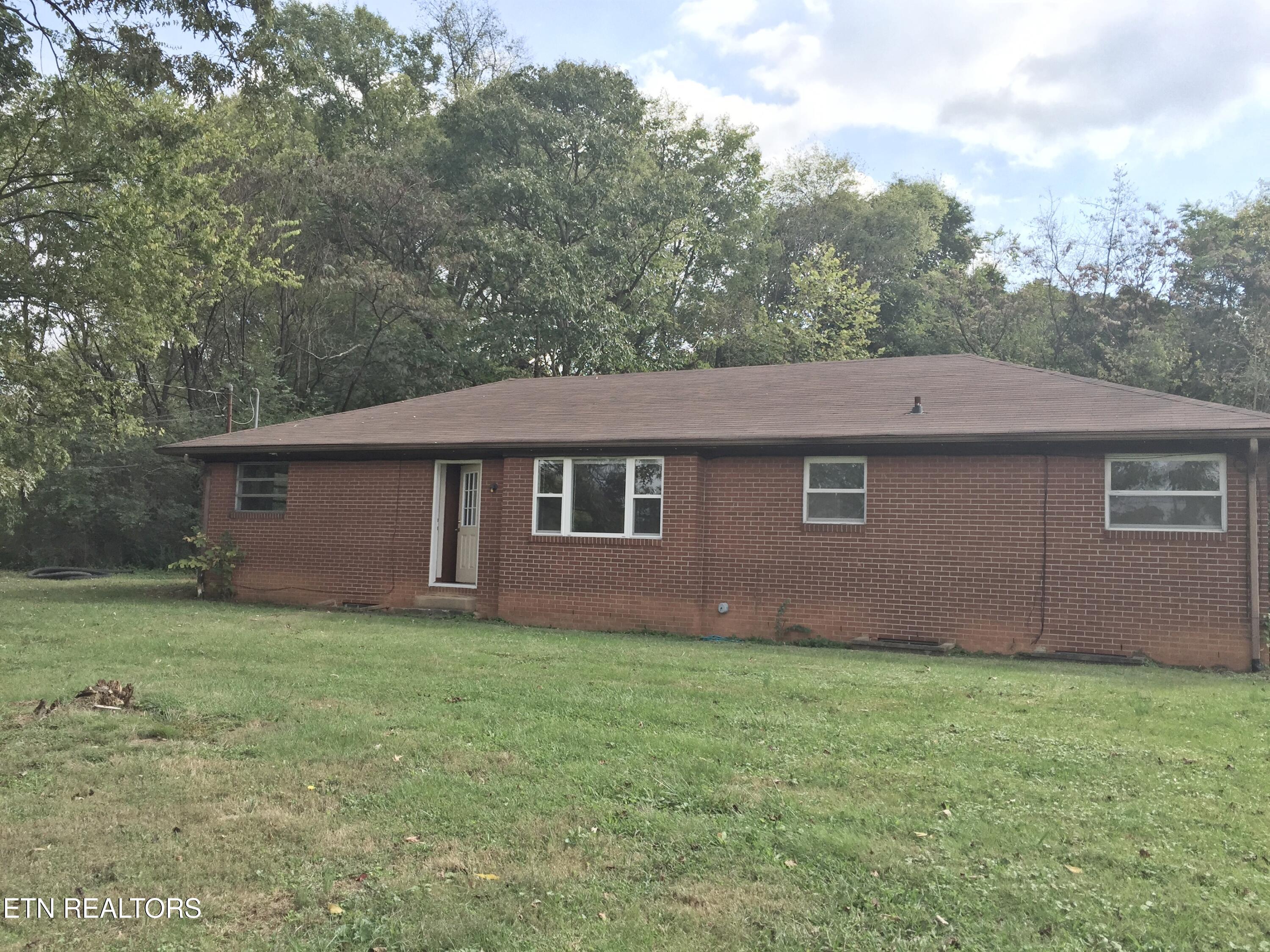 1910 E Broadway Avenue Maryville TN 37804