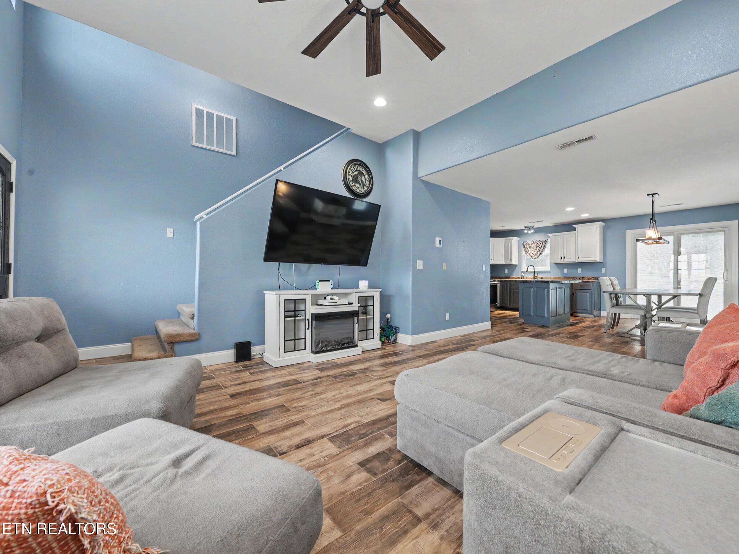 1351 Wisteria Lane Sevierville TN 37862