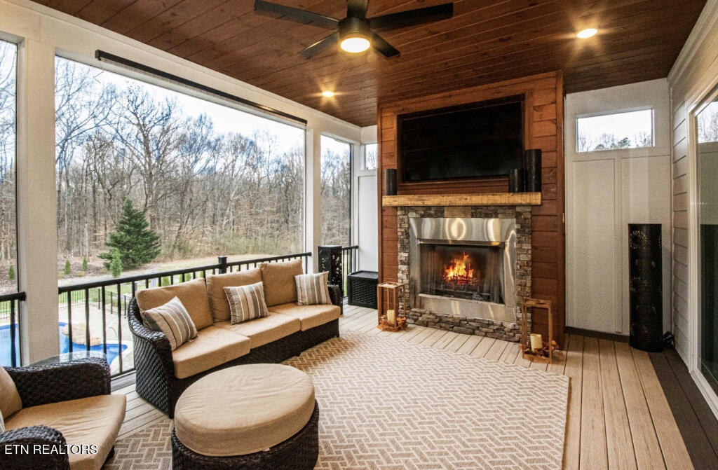 1624 Laramie Lane Seymour TN 37865