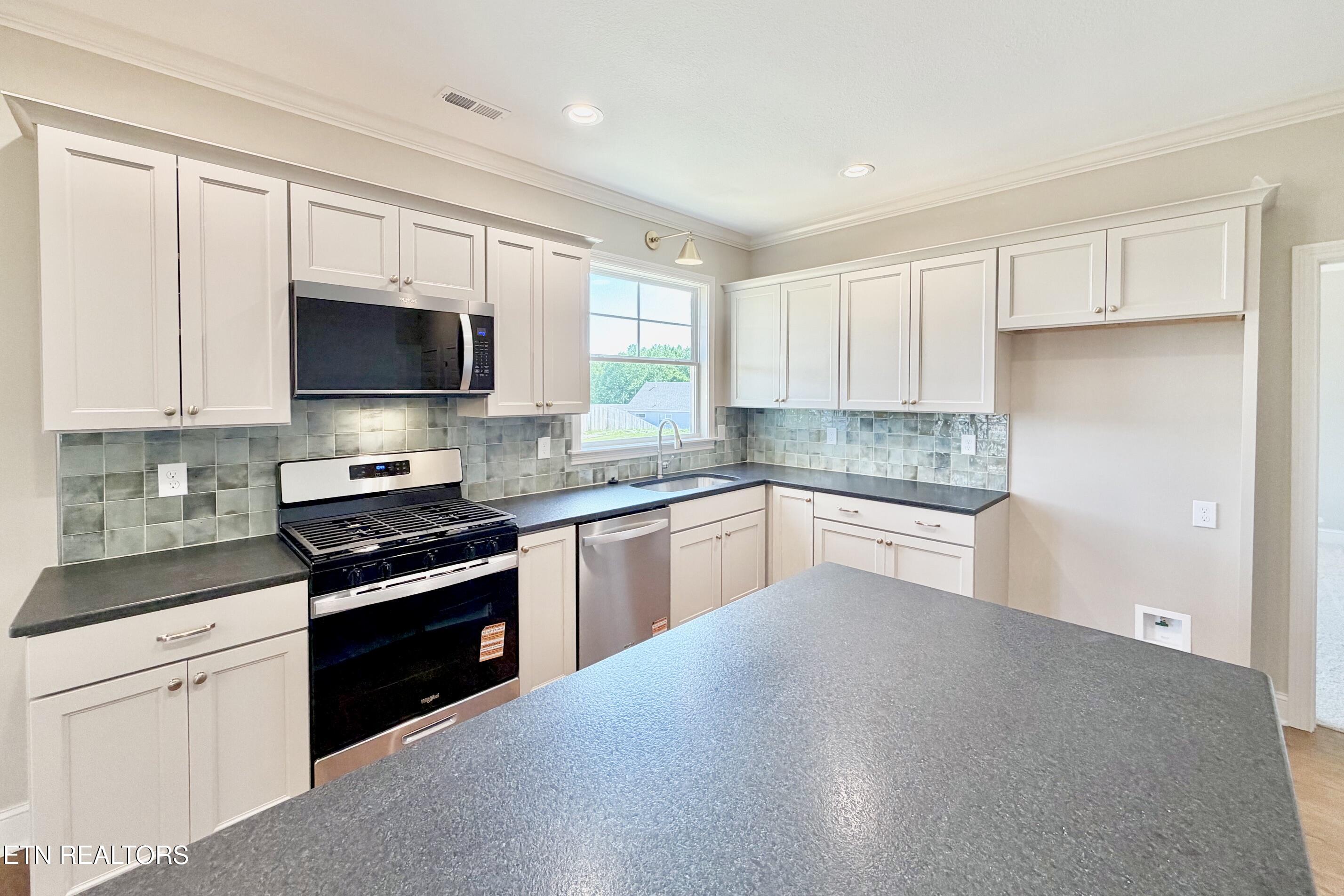 8923 Queensdale Lane Knoxville TN 37924