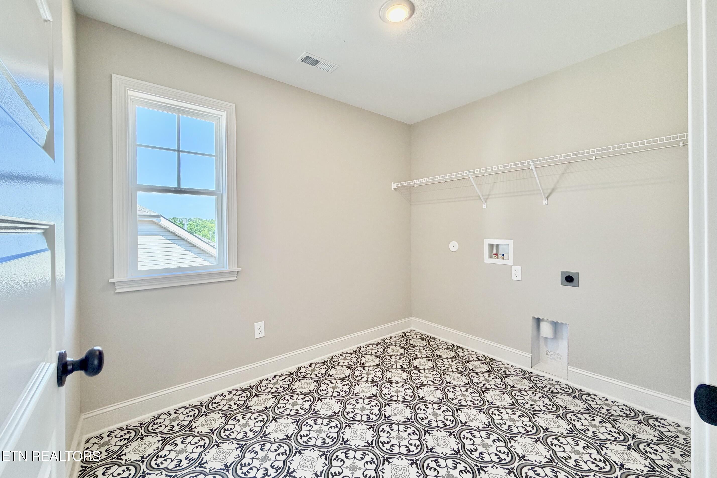 8923 Queensdale Lane Knoxville TN 37924