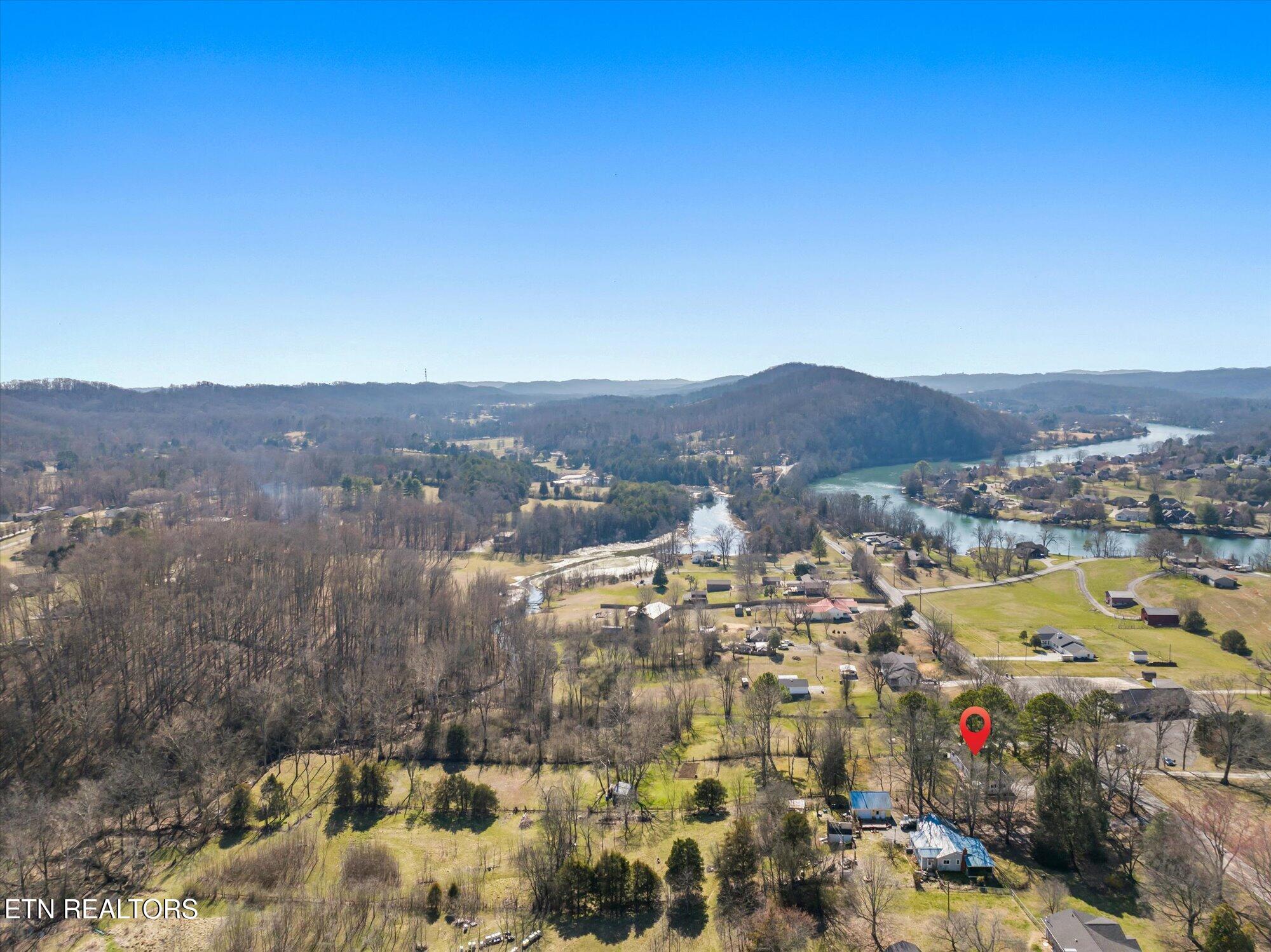 833 Ridgeview Drive Clinton TN 37716