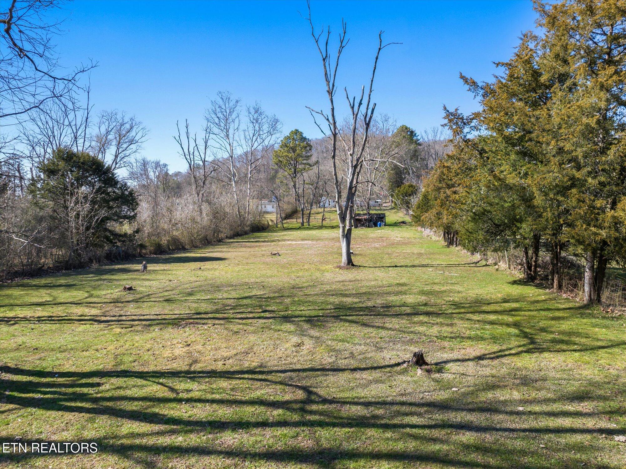 833 Ridgeview Drive Clinton TN 37716