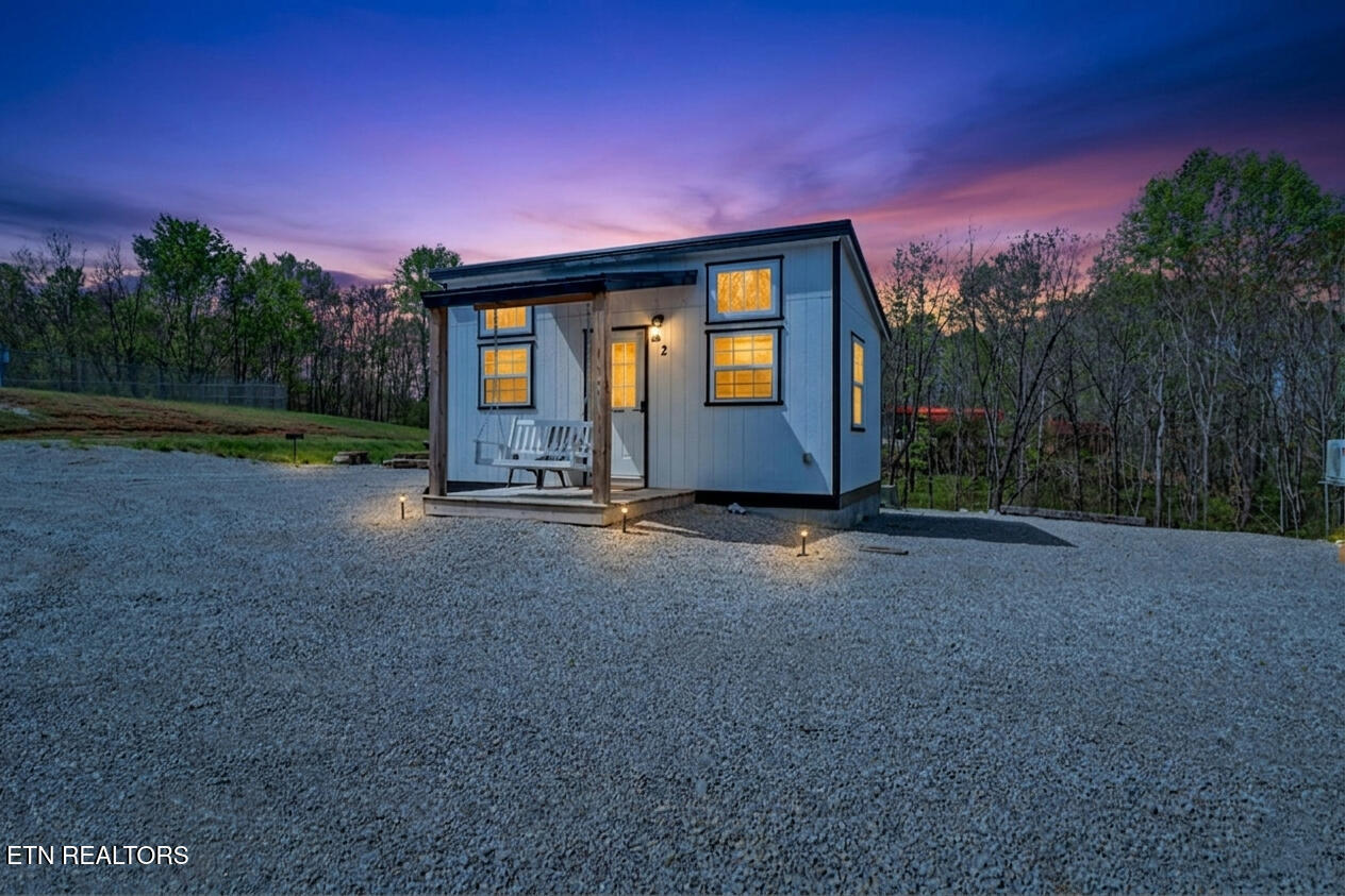 5087 Eagles Cove Road Byrdstown TN 38549