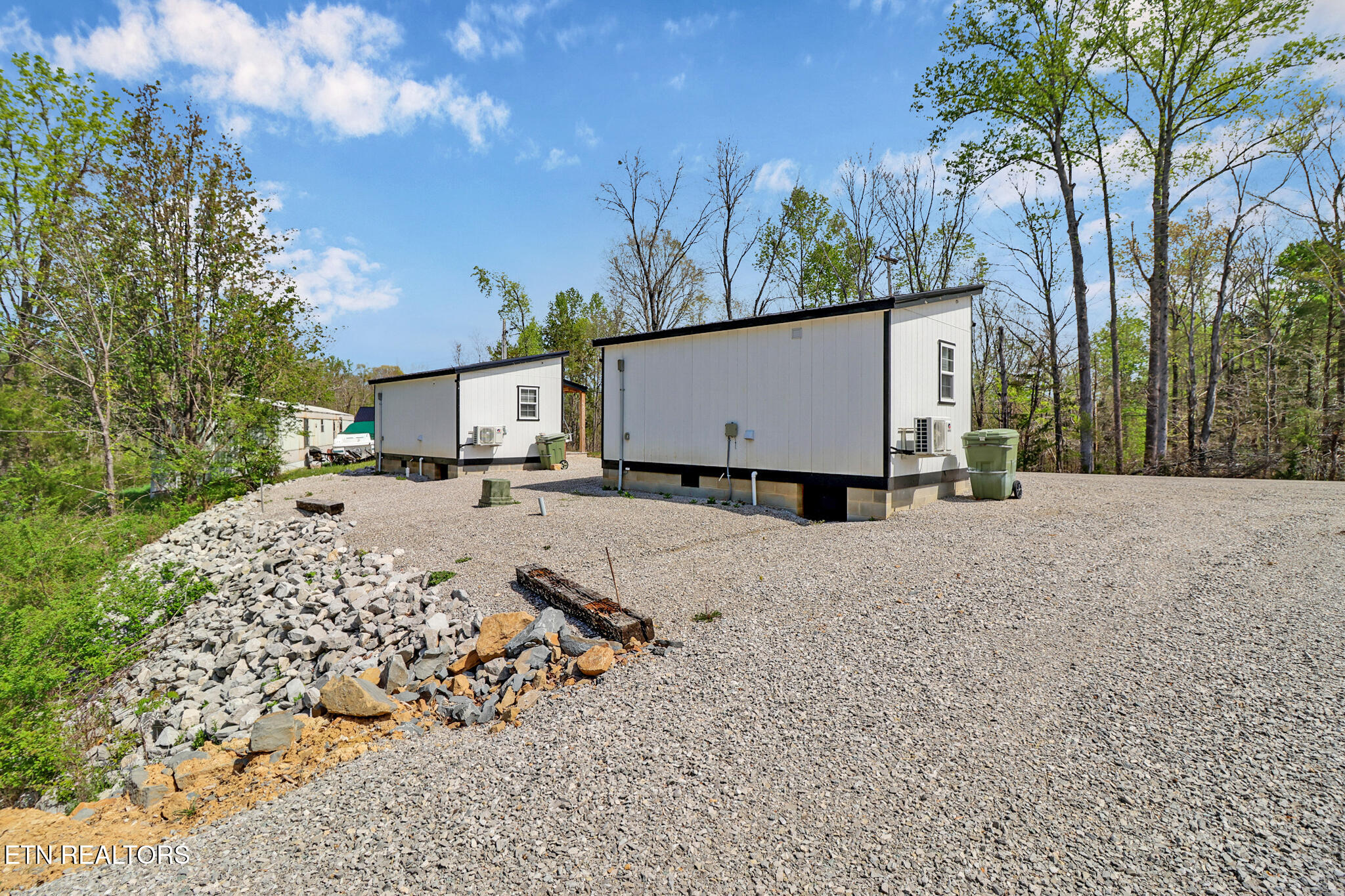 5087 Eagles Cove Road Byrdstown TN 38549