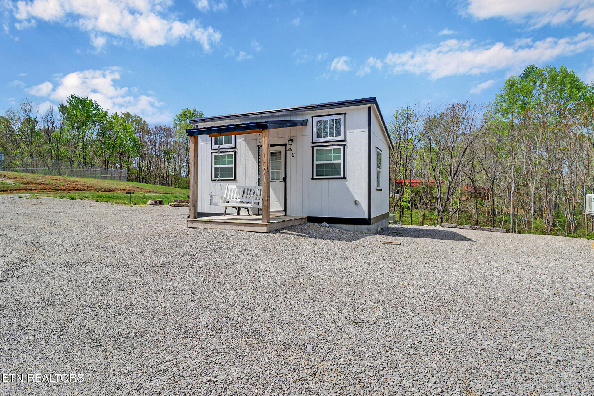 5087 Eagles Cove Road Byrdstown TN 38549