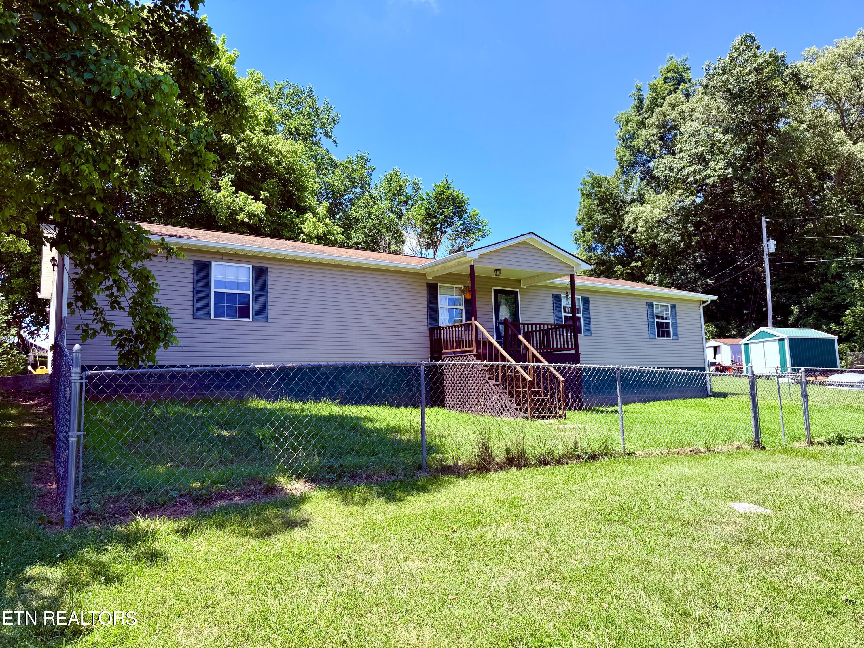 177 Helen Lane Tazewell TN 37879