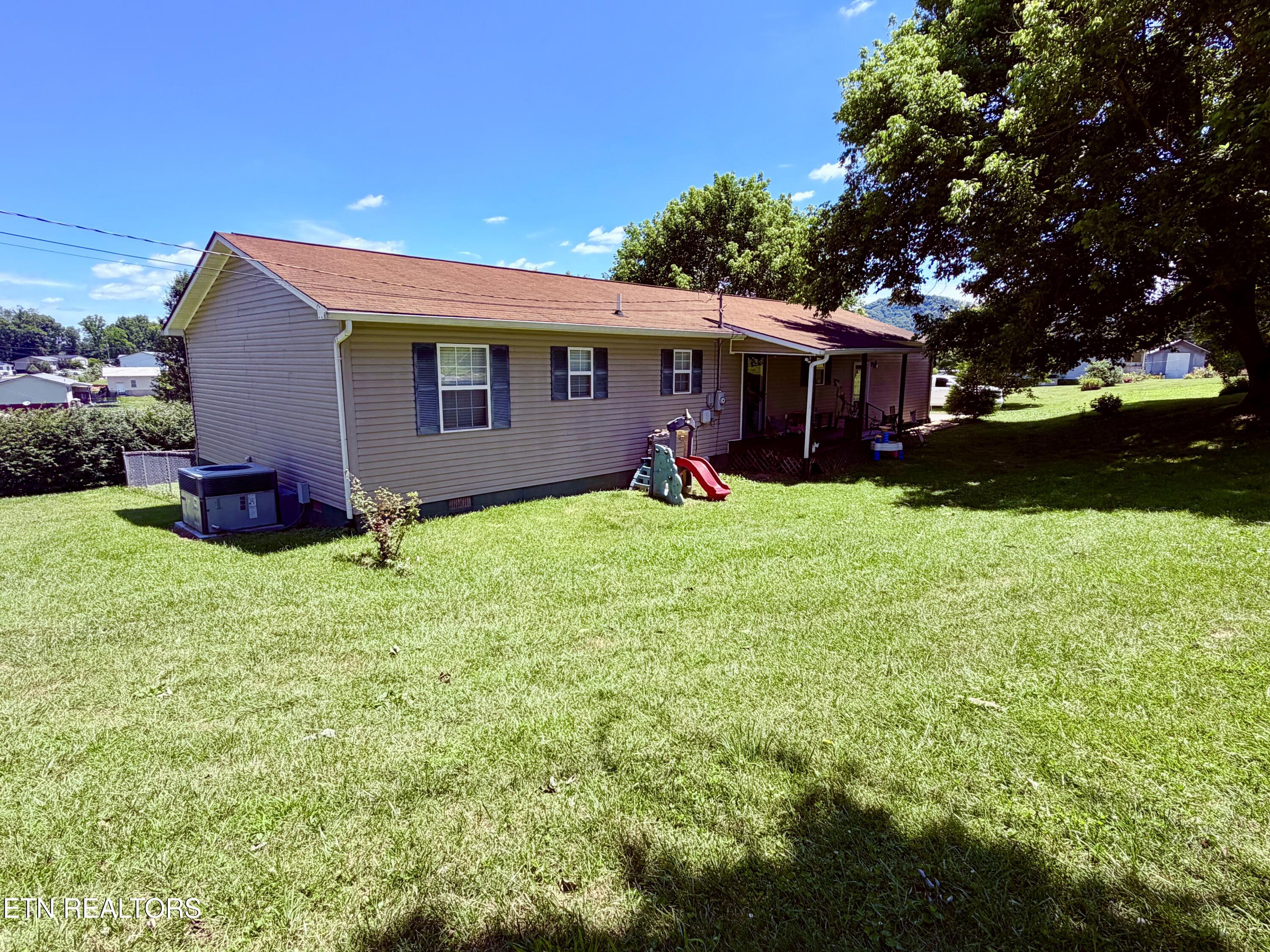 177 Helen Lane Tazewell TN 37879