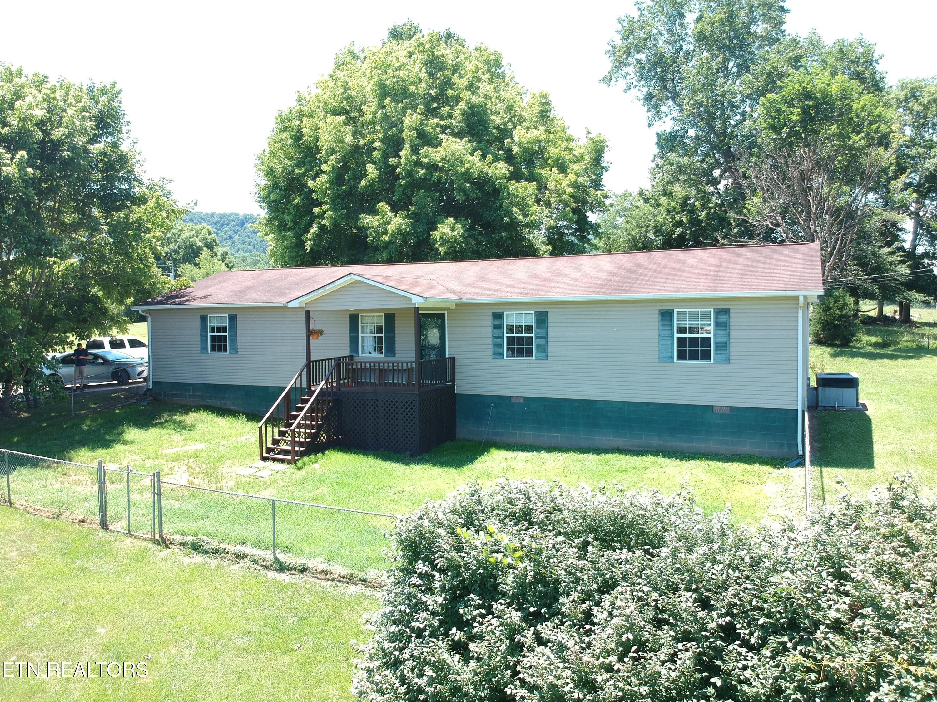 177 Helen Lane Tazewell TN 37879