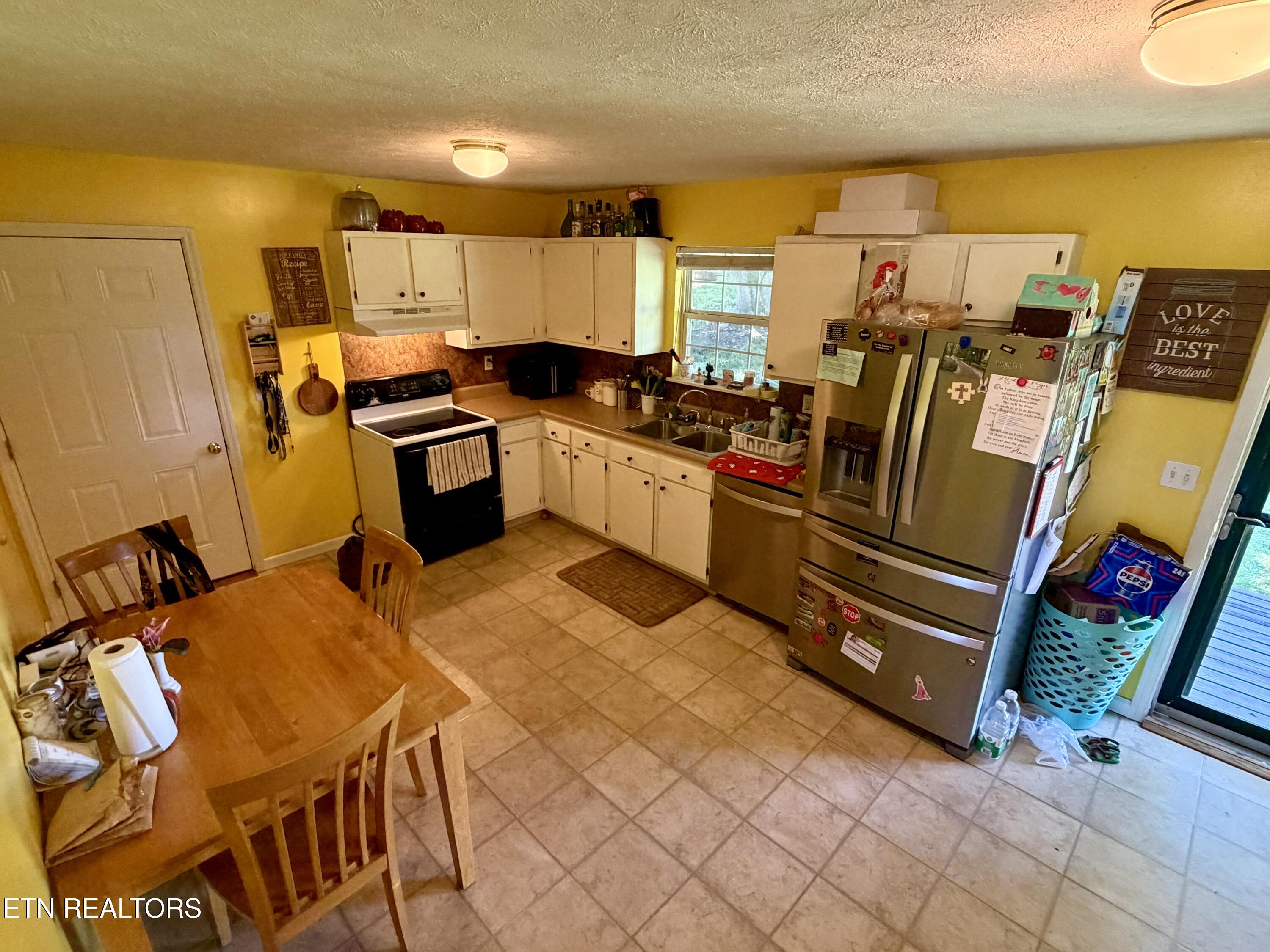 177 Helen Lane Tazewell TN 37879