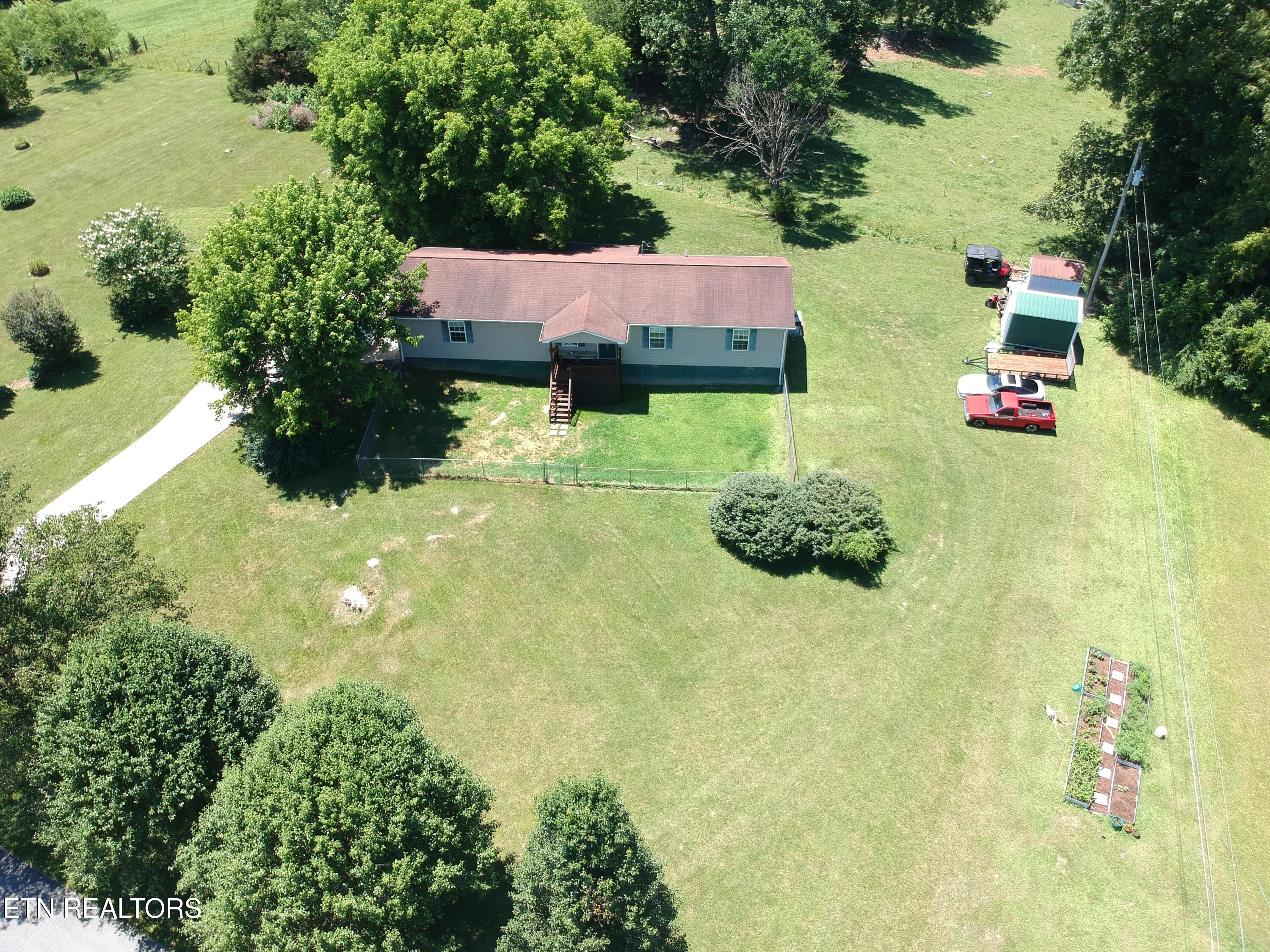 177 Helen Lane Tazewell TN 37879