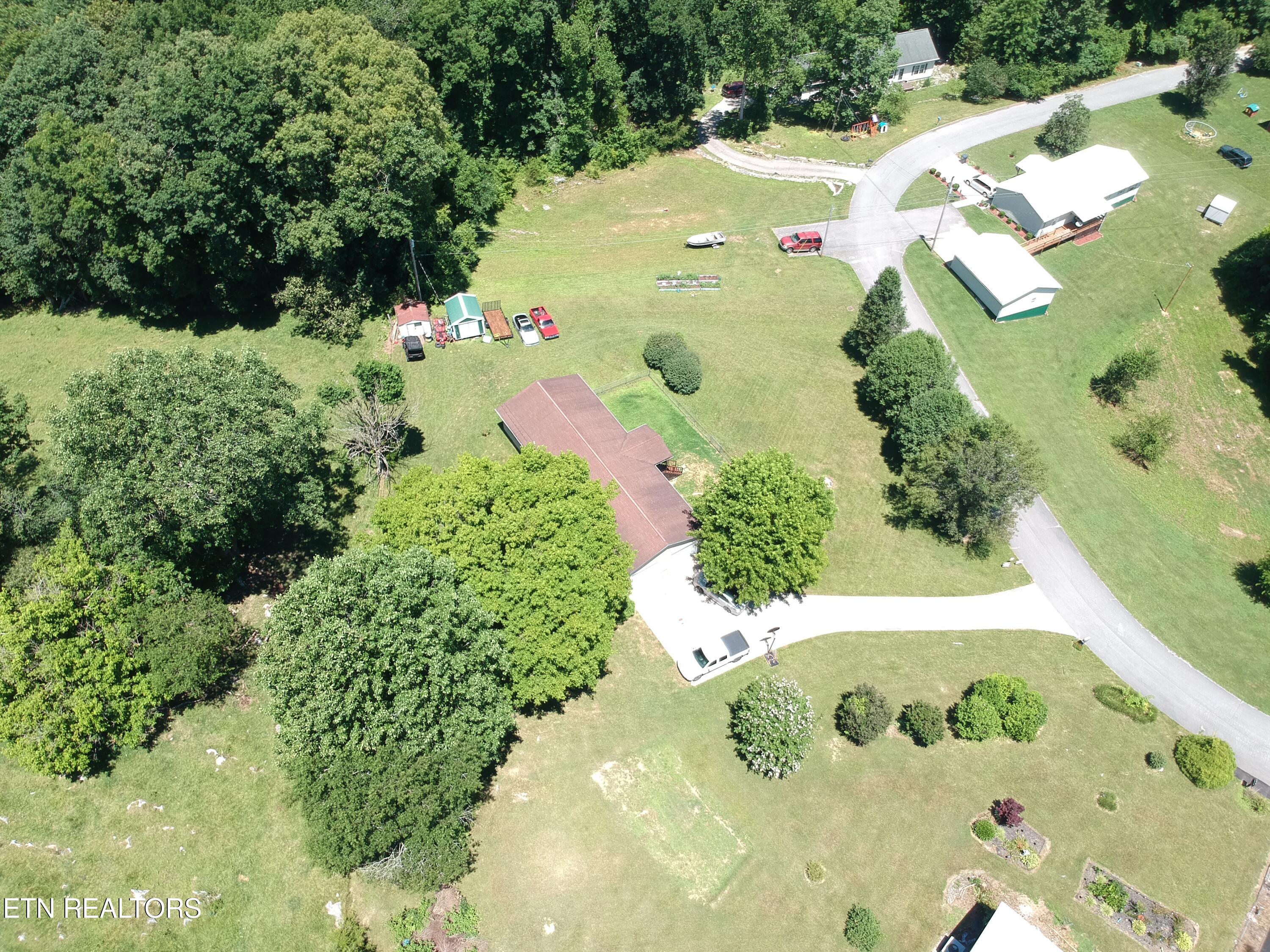 177 Helen Lane Tazewell TN 37879