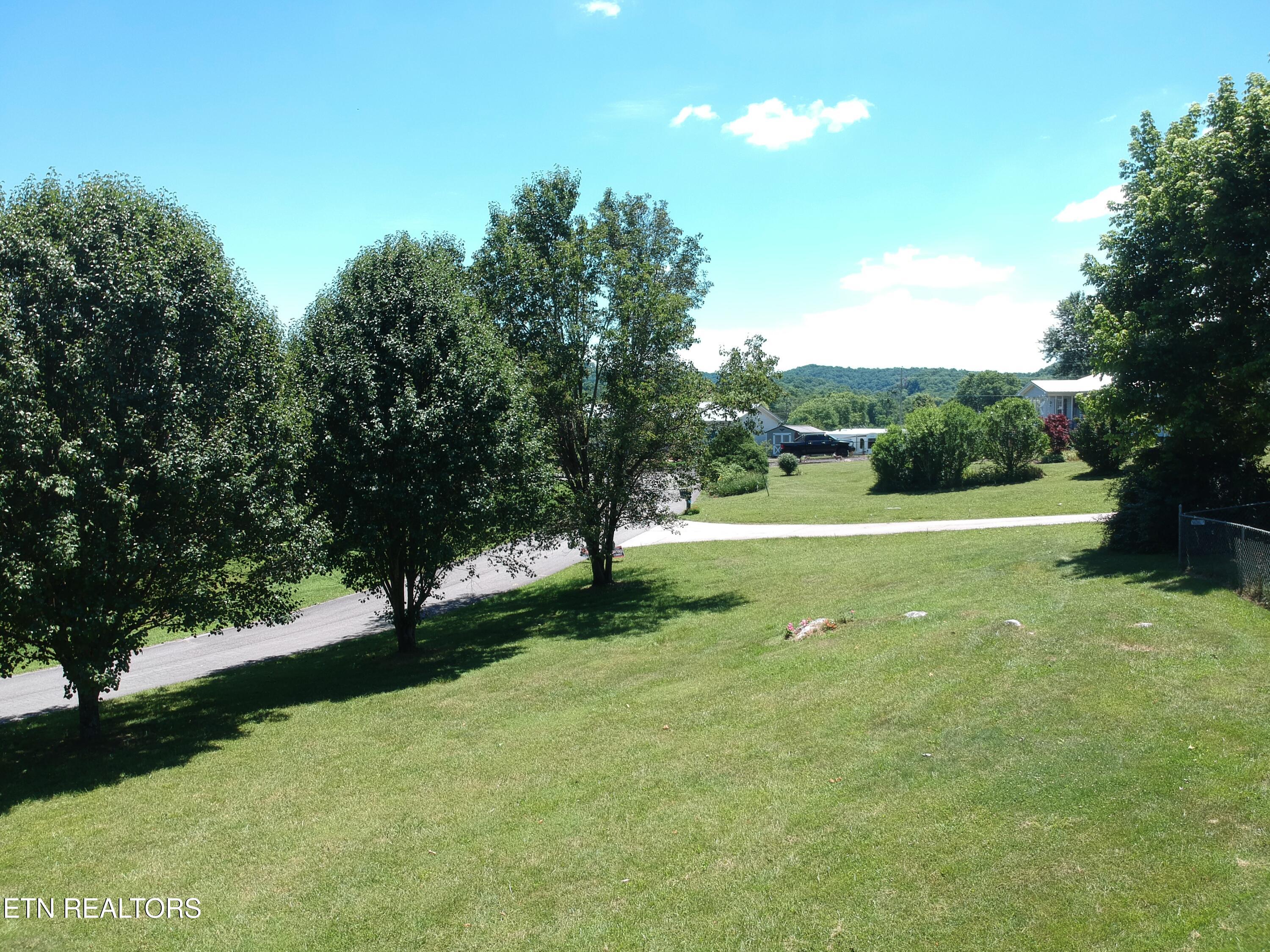 177 Helen Lane Tazewell TN 37879