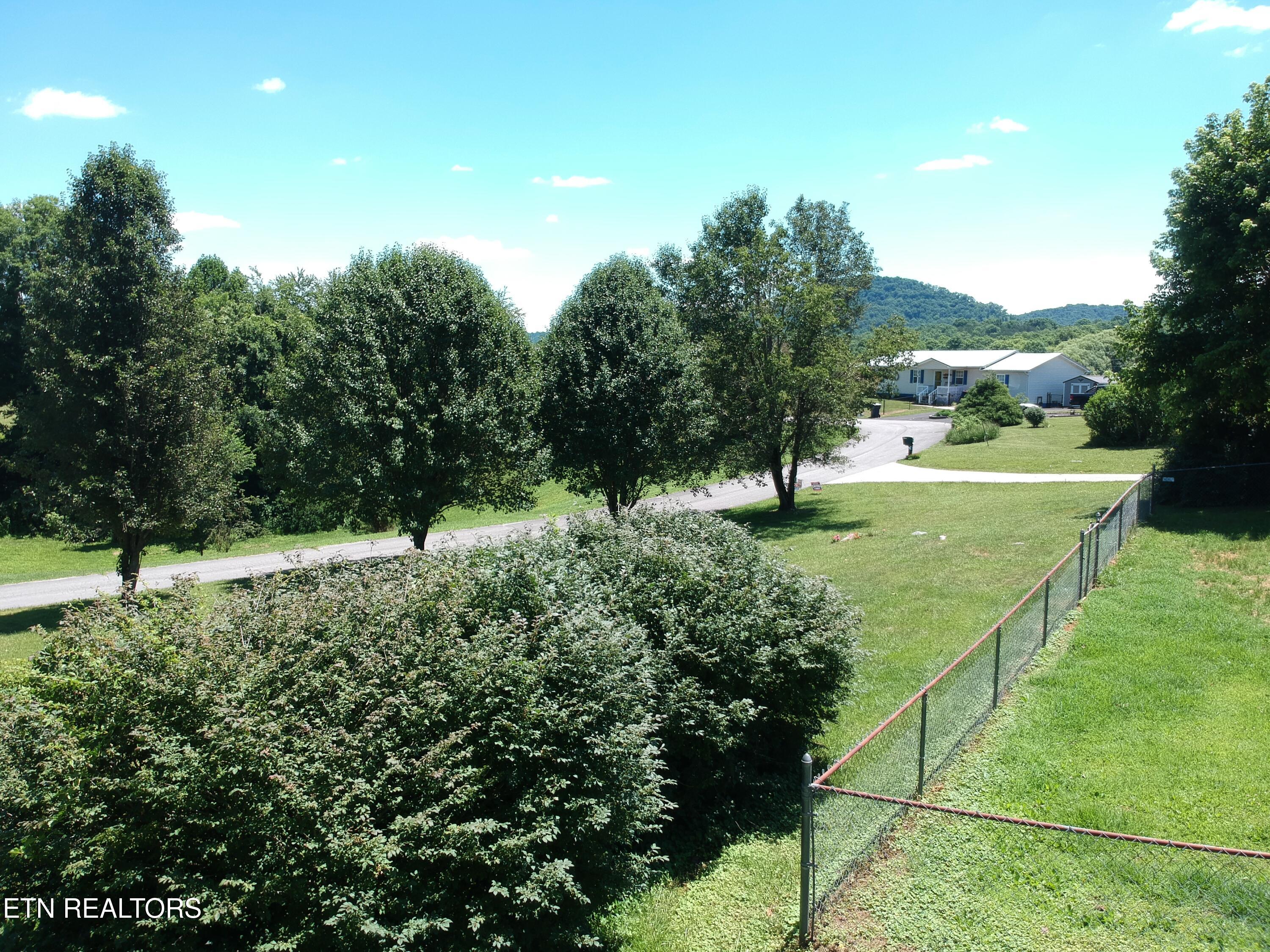 177 Helen Lane Tazewell TN 37879