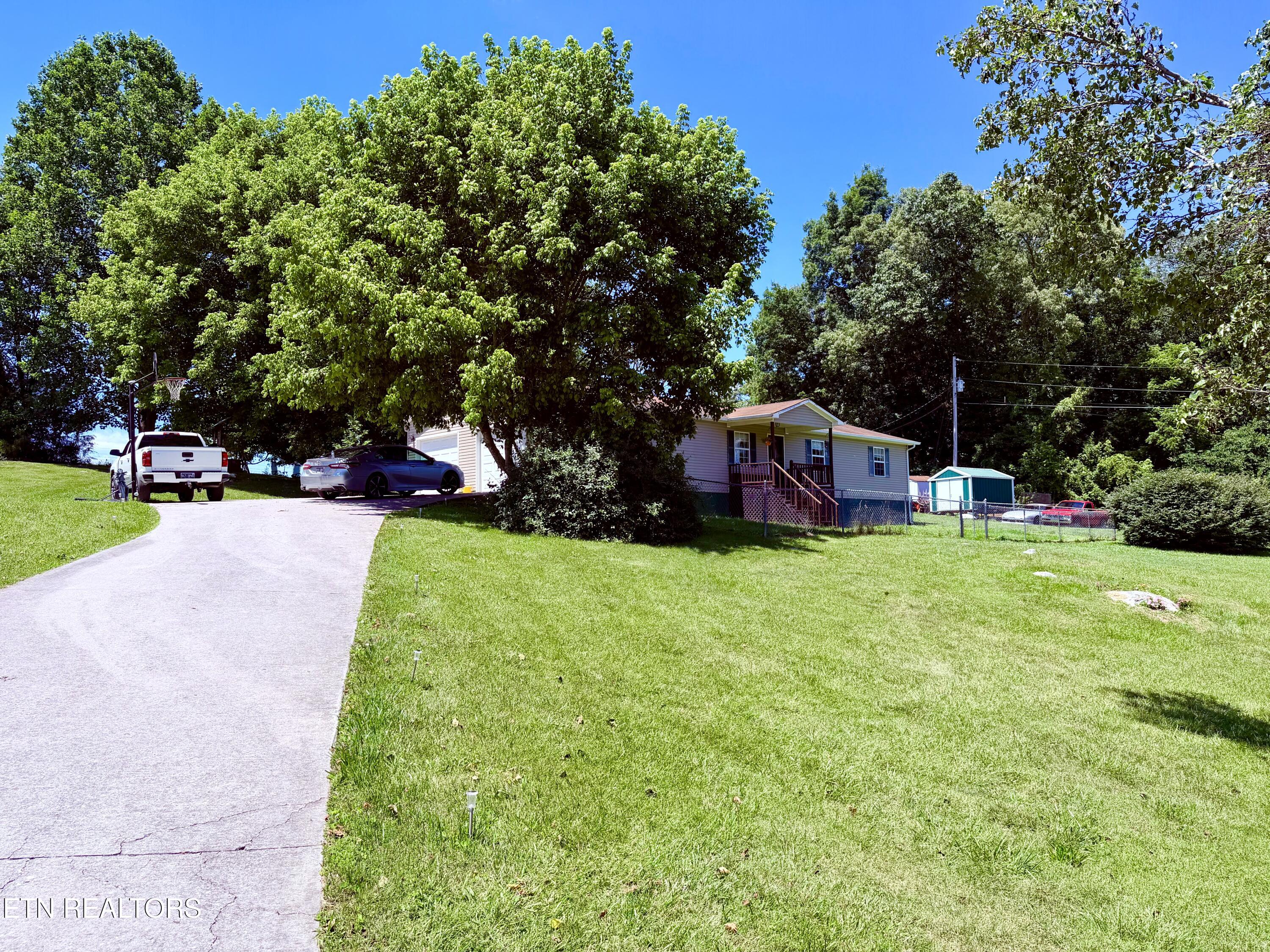 177 Helen Lane Tazewell TN 37879