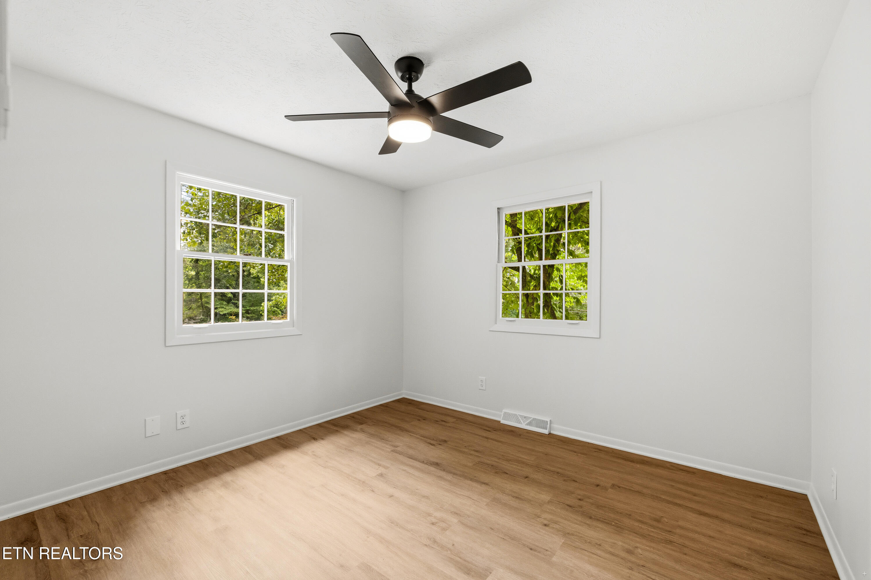 14 Monaco Lane Oak Ridge TN 37830