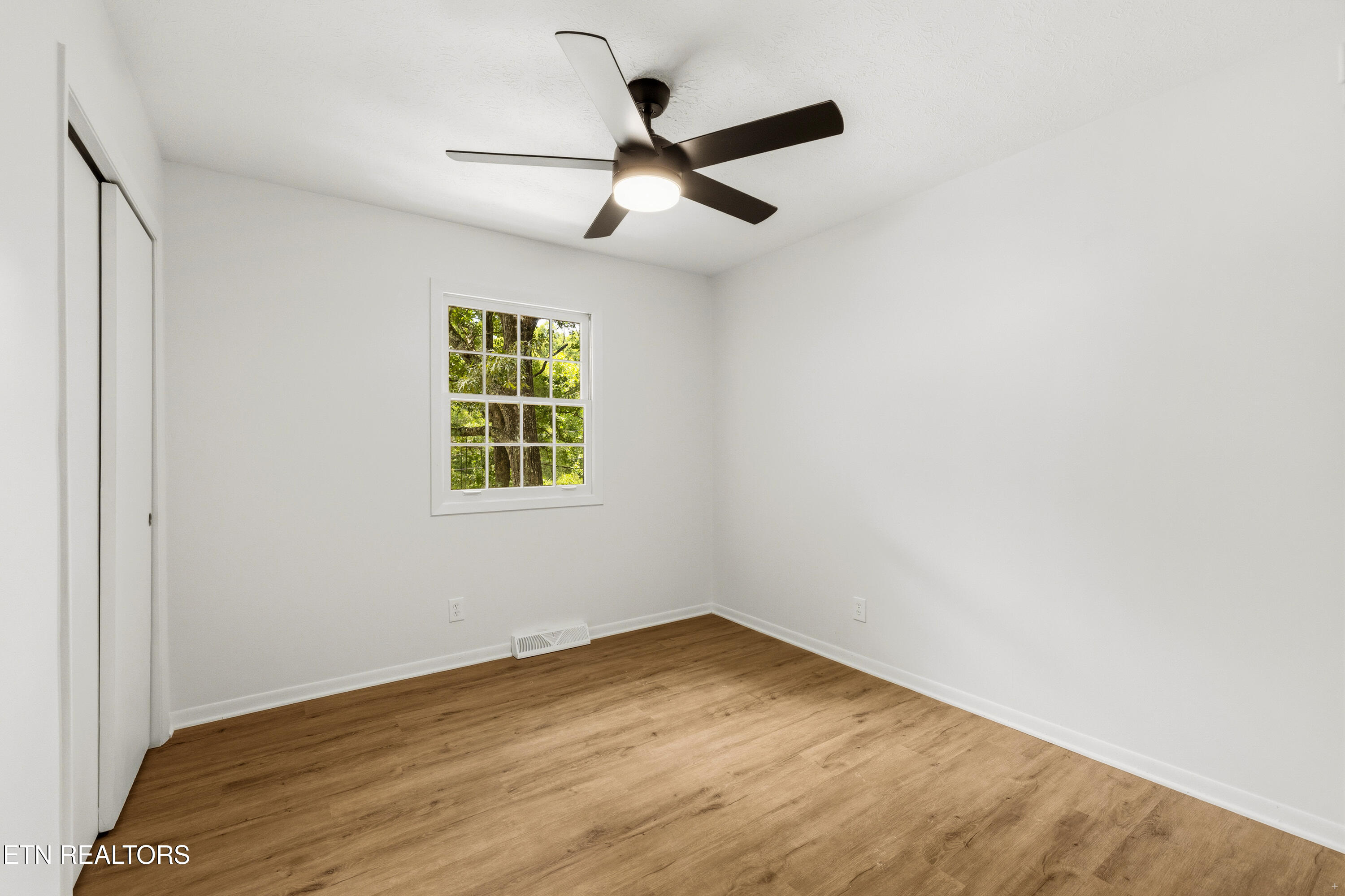 14 Monaco Lane Oak Ridge TN 37830