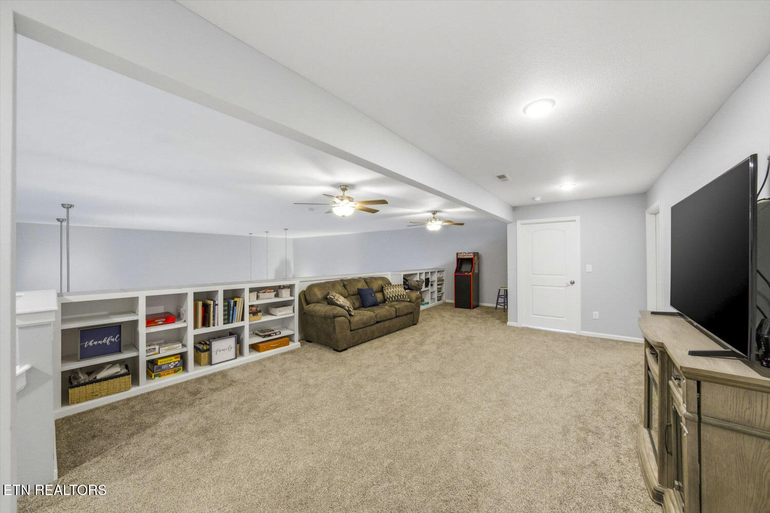1964 Harbor Hills Drive Dandridge TN 37725