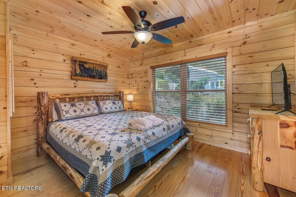 820 Crest View Drive Gatlinburg TN 37738
